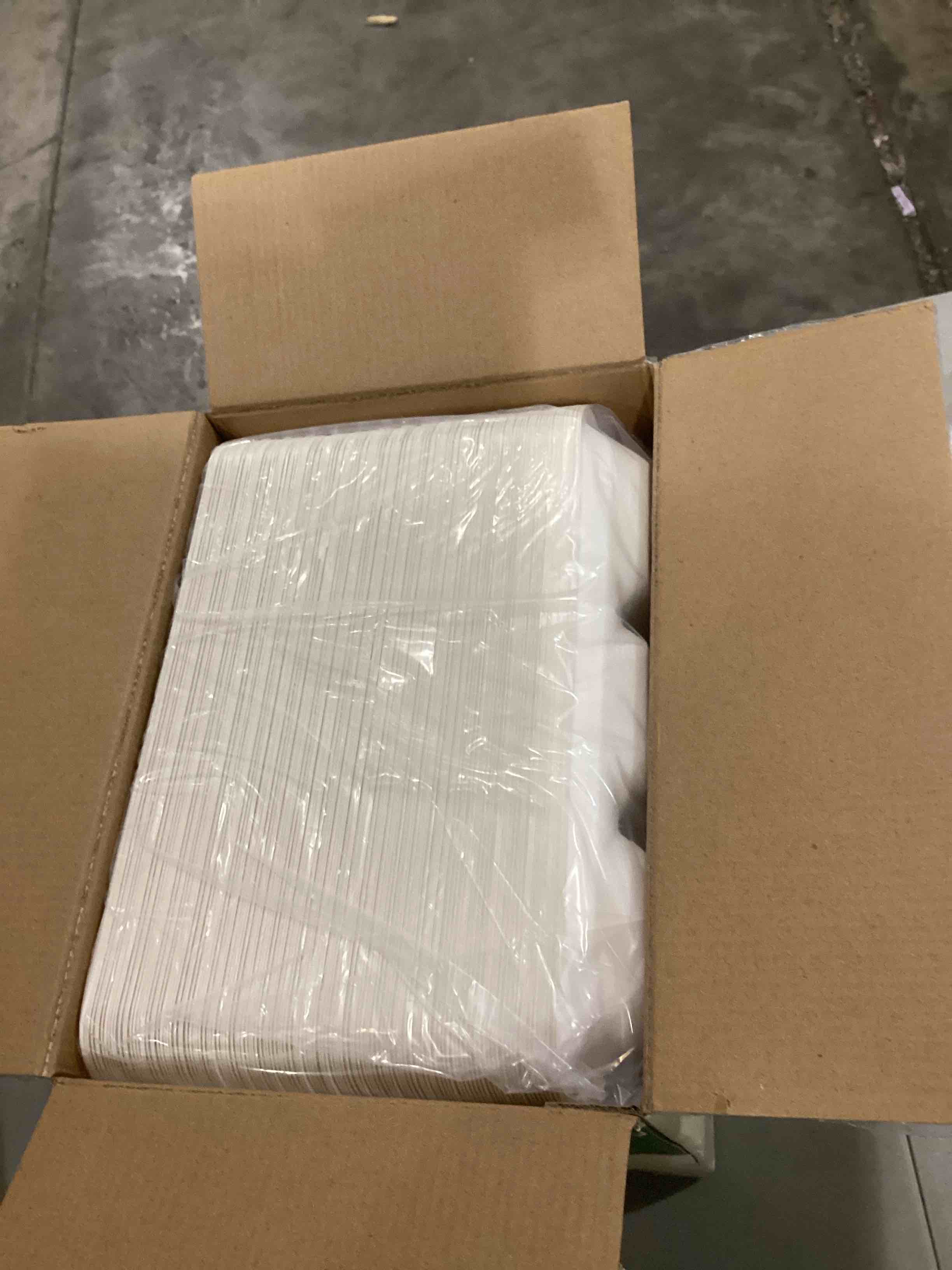 https://s3.amazonaws.com/lotting-images-prod/bidfta/BLU6861761_1730294746035.jpeg