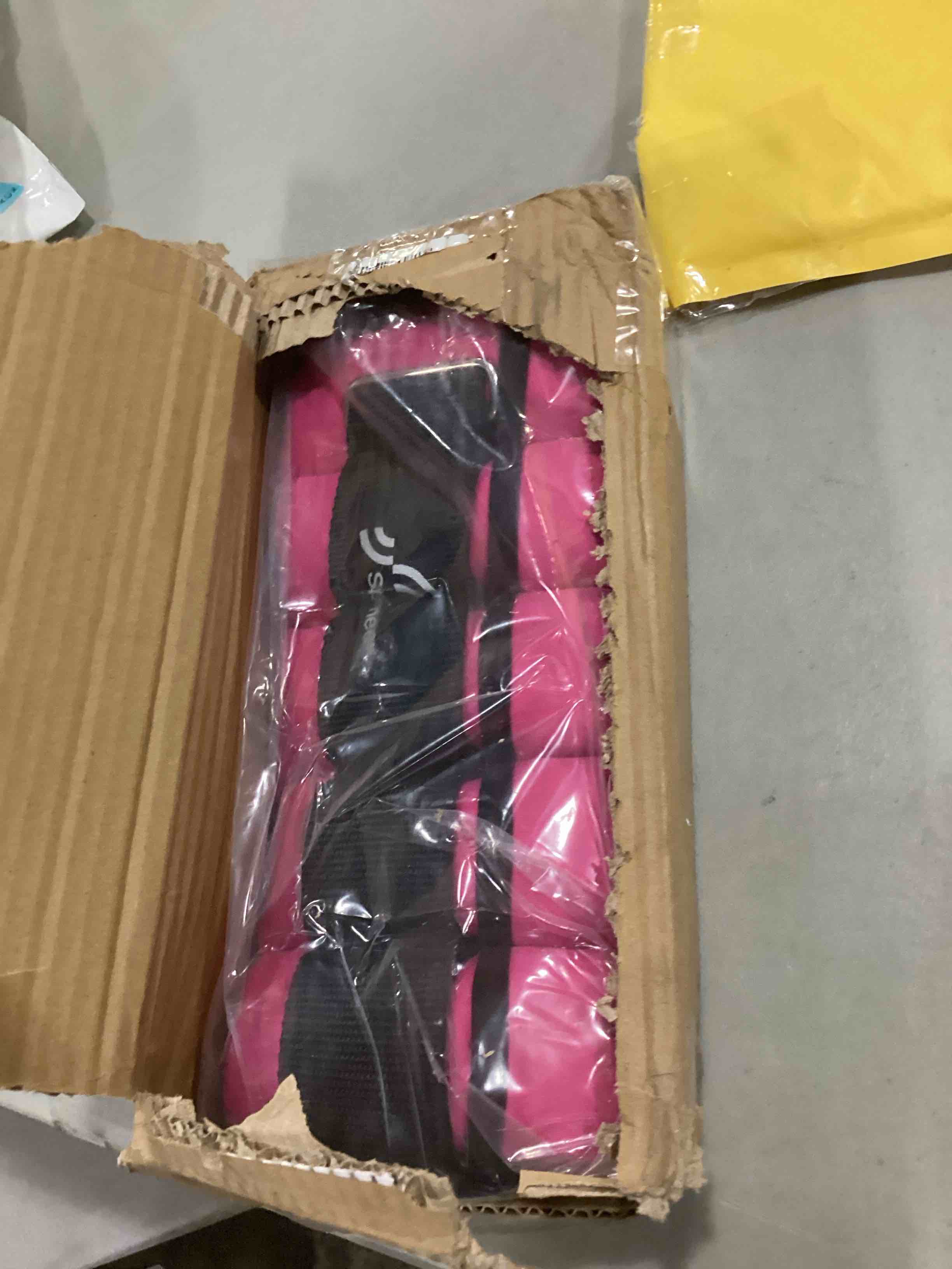https://s3.amazonaws.com/lotting-images-prod/bidfta/BLU6861856_1730302709567.jpeg