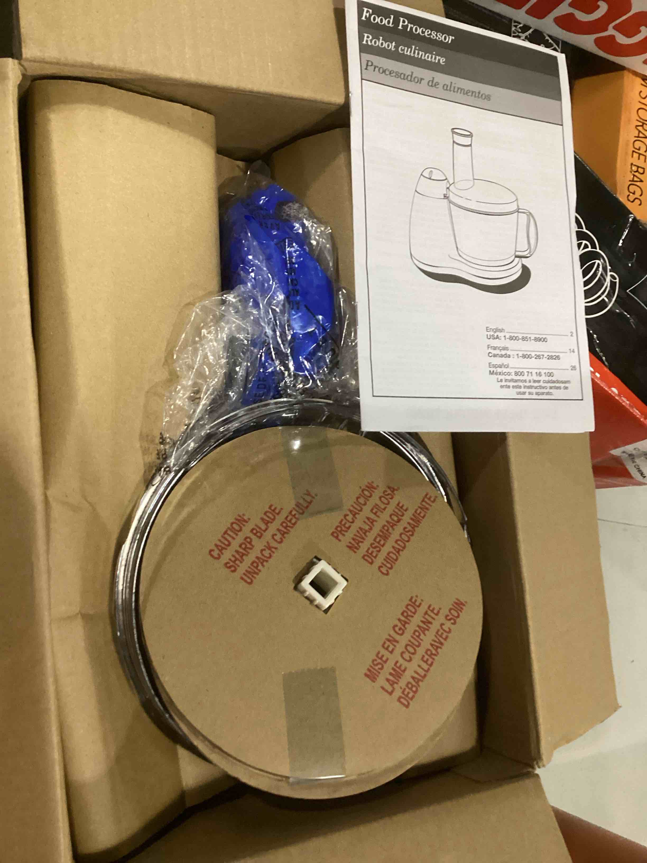 https://s3.amazonaws.com/lotting-images-prod/bidfta/BLU6862234_1730486033685.jpeg