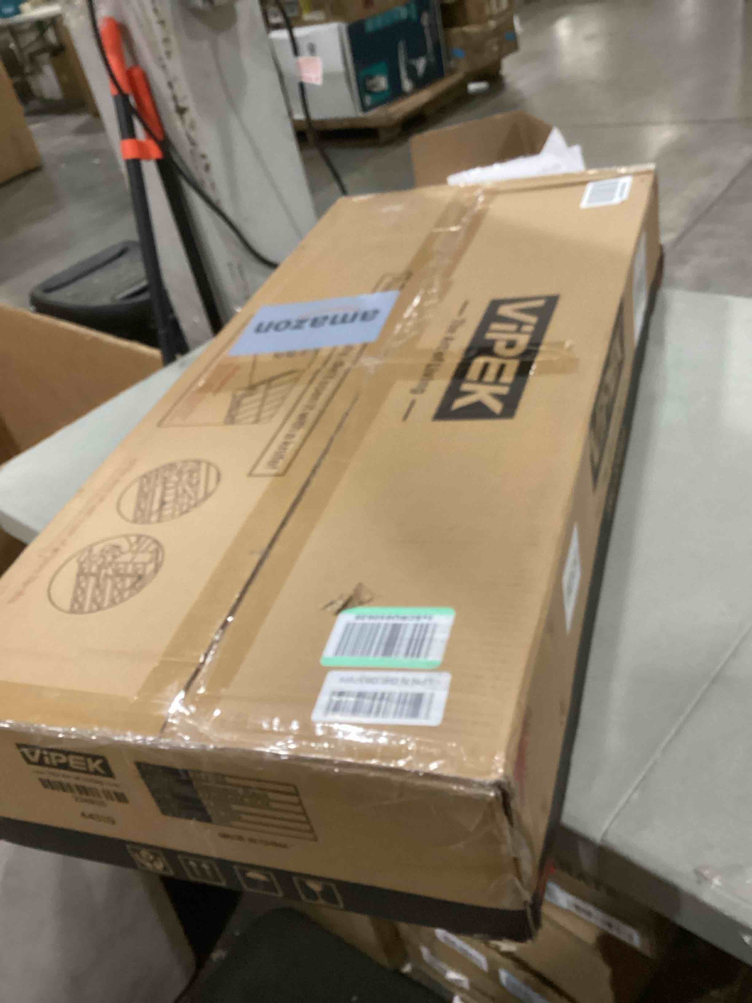 https://s3.amazonaws.com/lotting-images-prod/bidfta/BLU6862561_1730810828717.jpeg