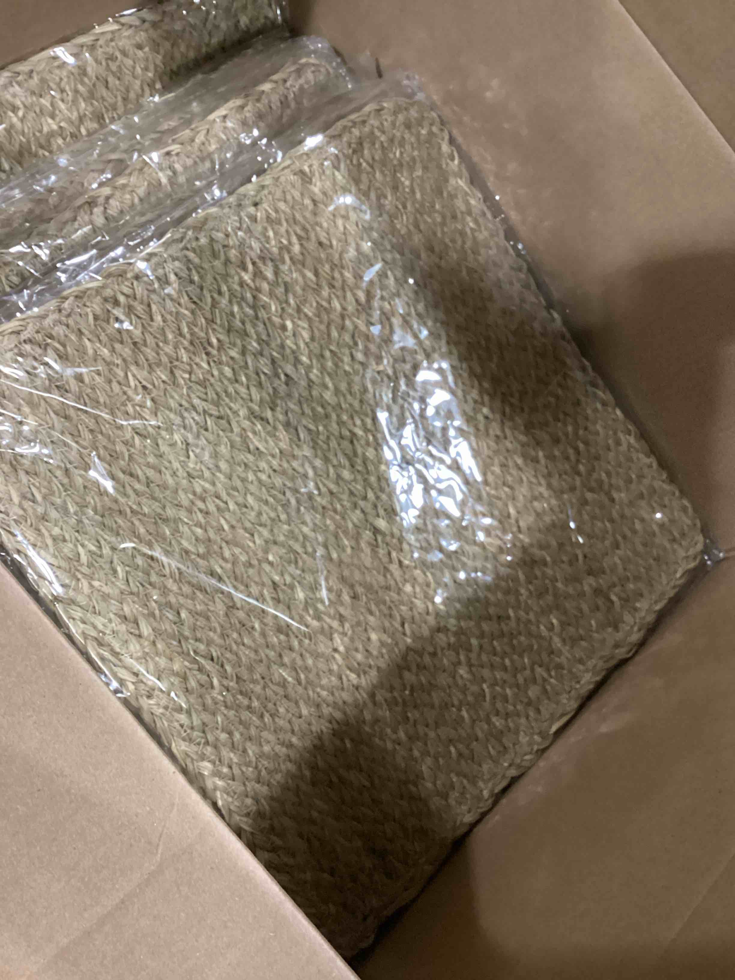 https://s3.amazonaws.com/lotting-images-prod/bidfta/BLU6862745_1730904201176.jpeg