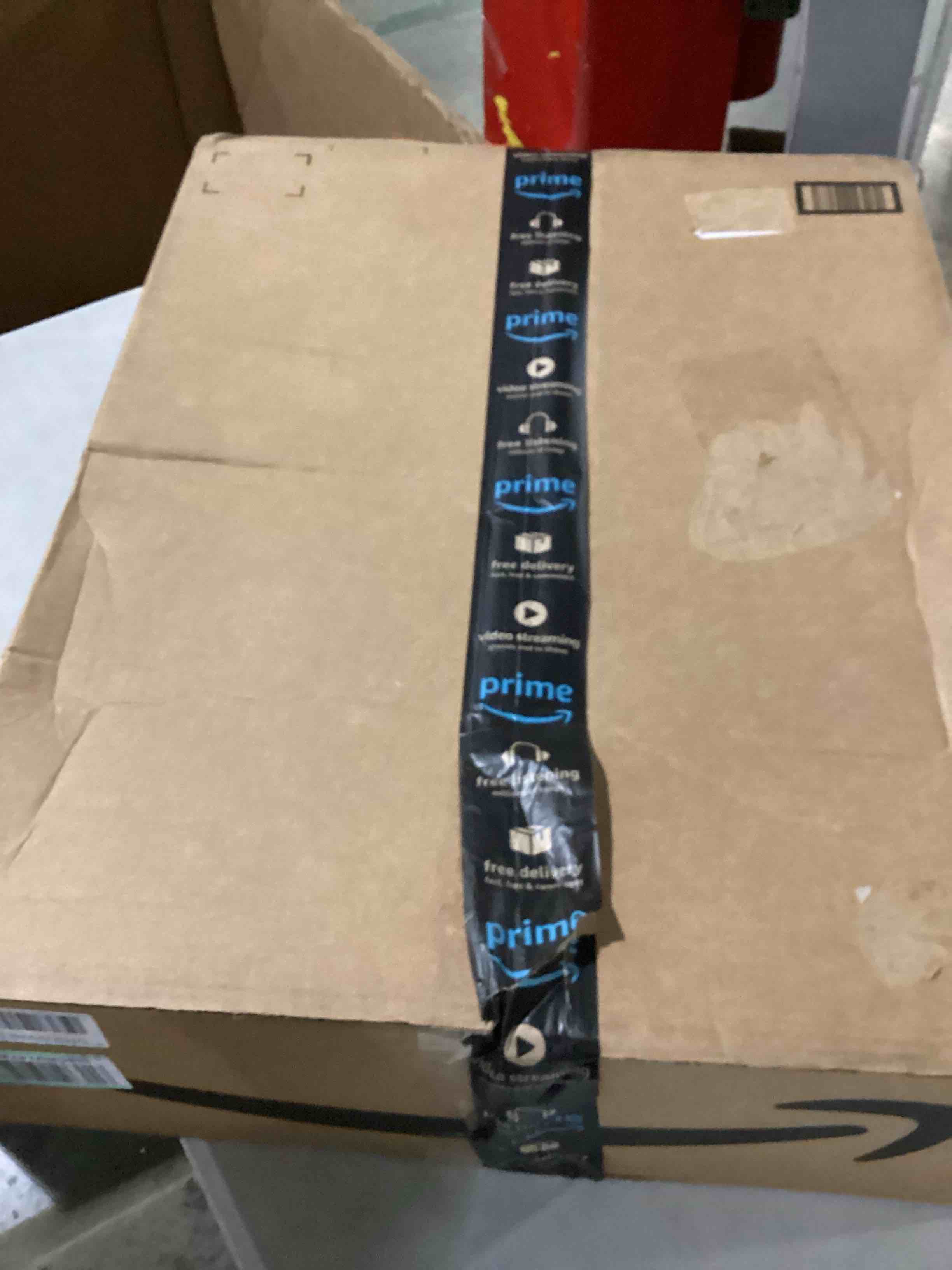 https://s3.amazonaws.com/lotting-images-prod/bidfta/BLU6863278_1730894589491.jpeg