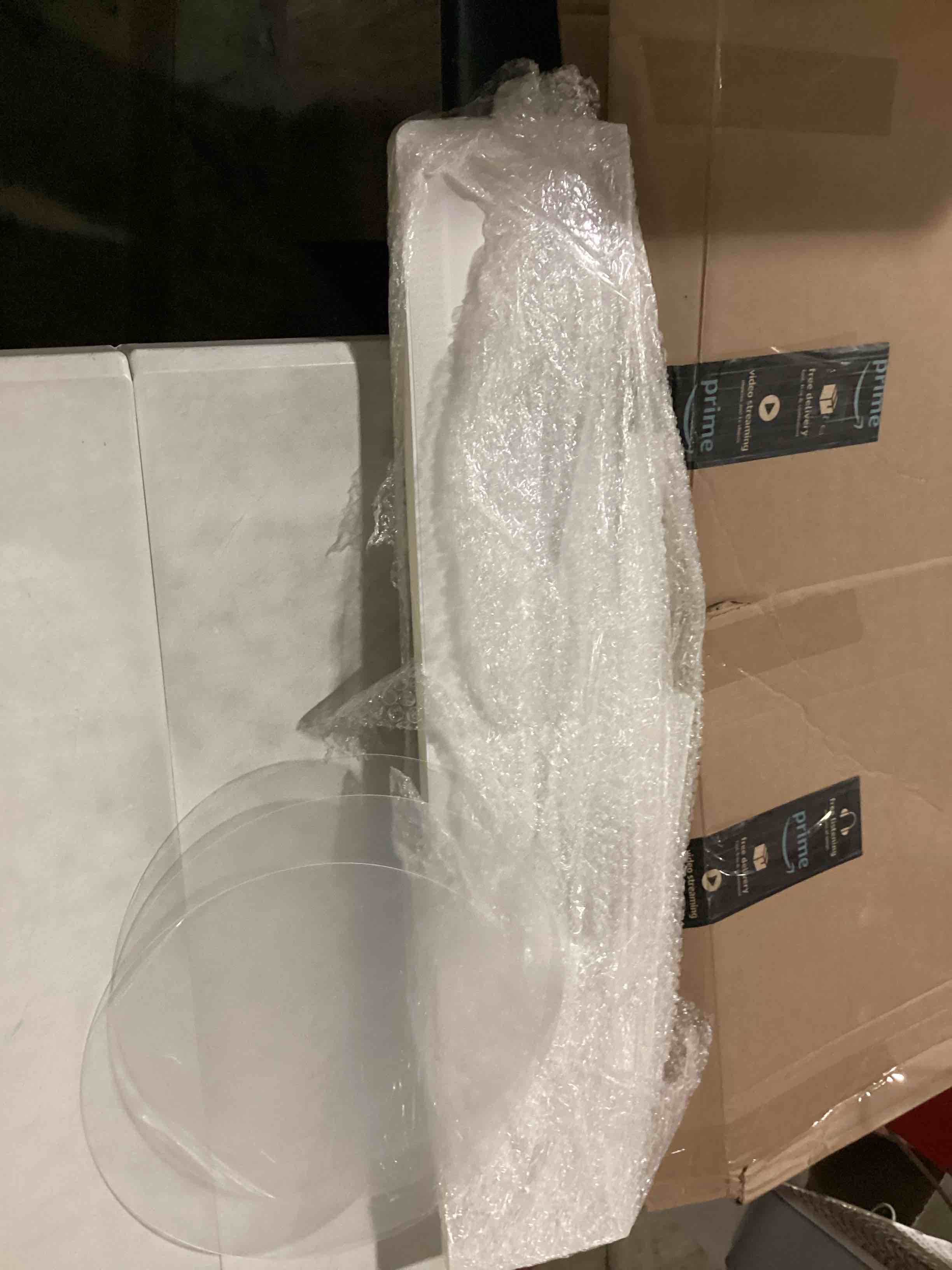 https://s3.amazonaws.com/lotting-images-prod/bidfta/BLU6863370_1730910841923.jpeg