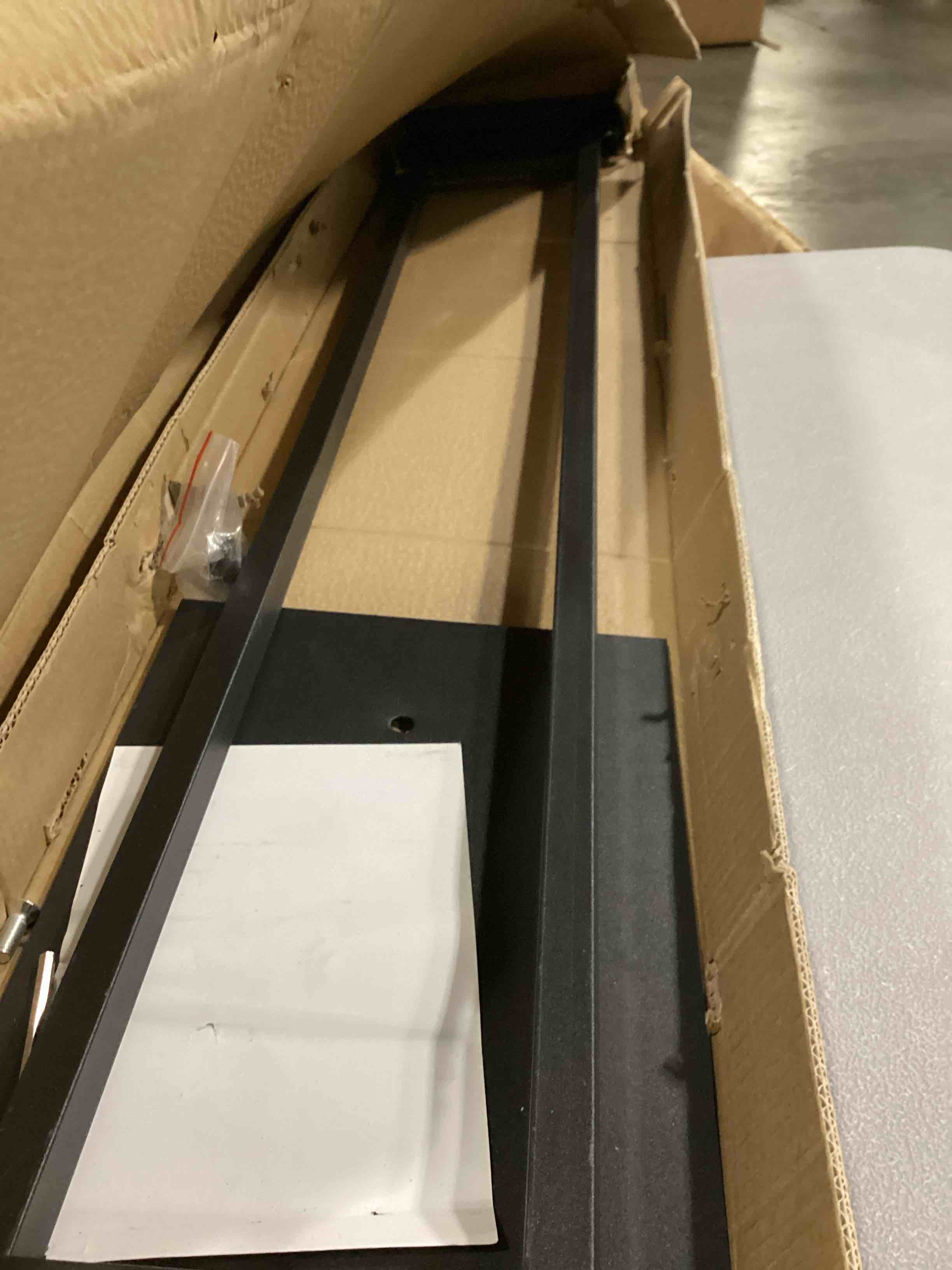 https://s3.amazonaws.com/lotting-images-prod/bidfta/BLU6865442_1730907102365.jpeg