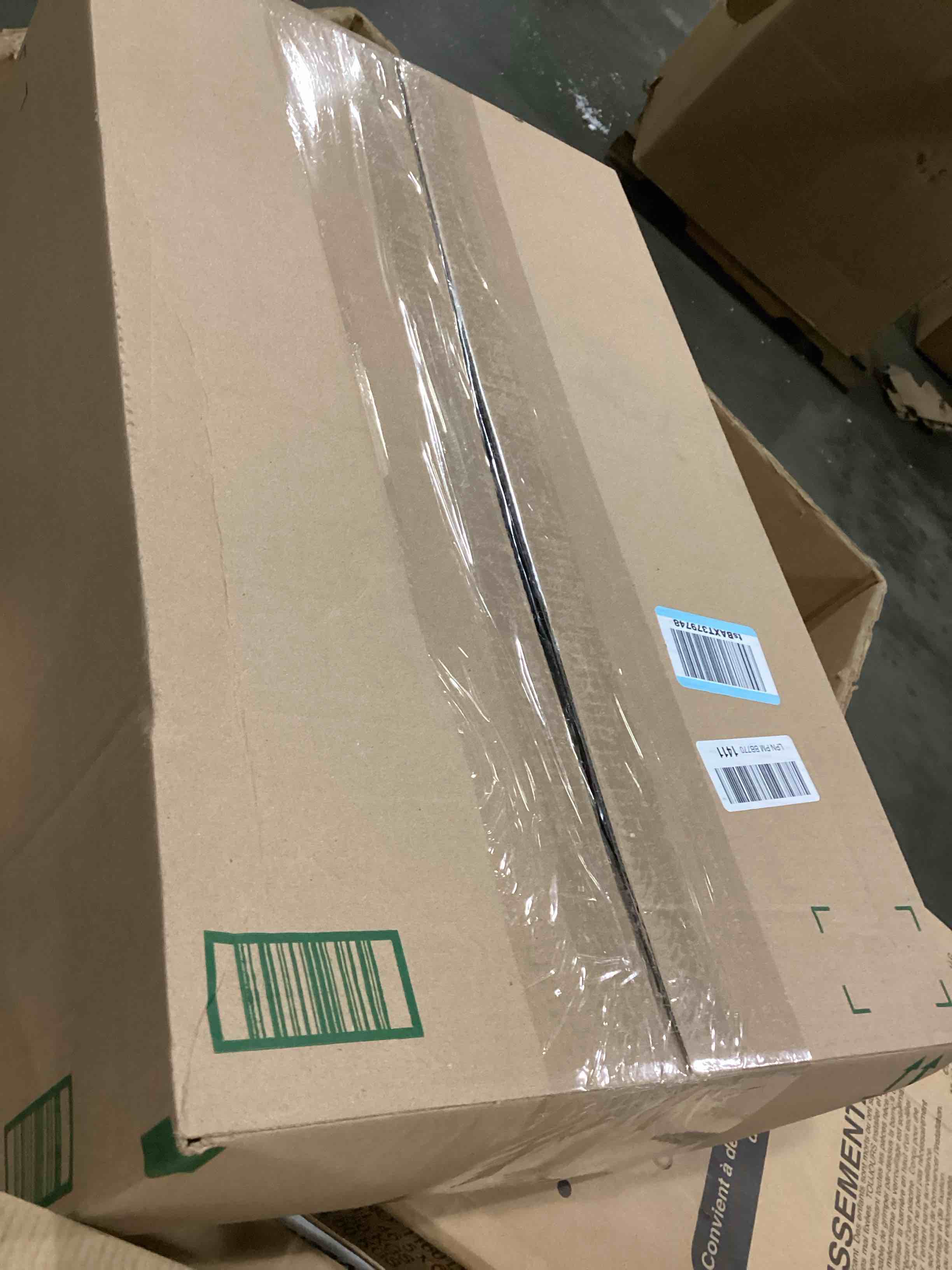 https://s3.amazonaws.com/lotting-images-prod/bidfta/BLU6865542_1730987888876.jpeg