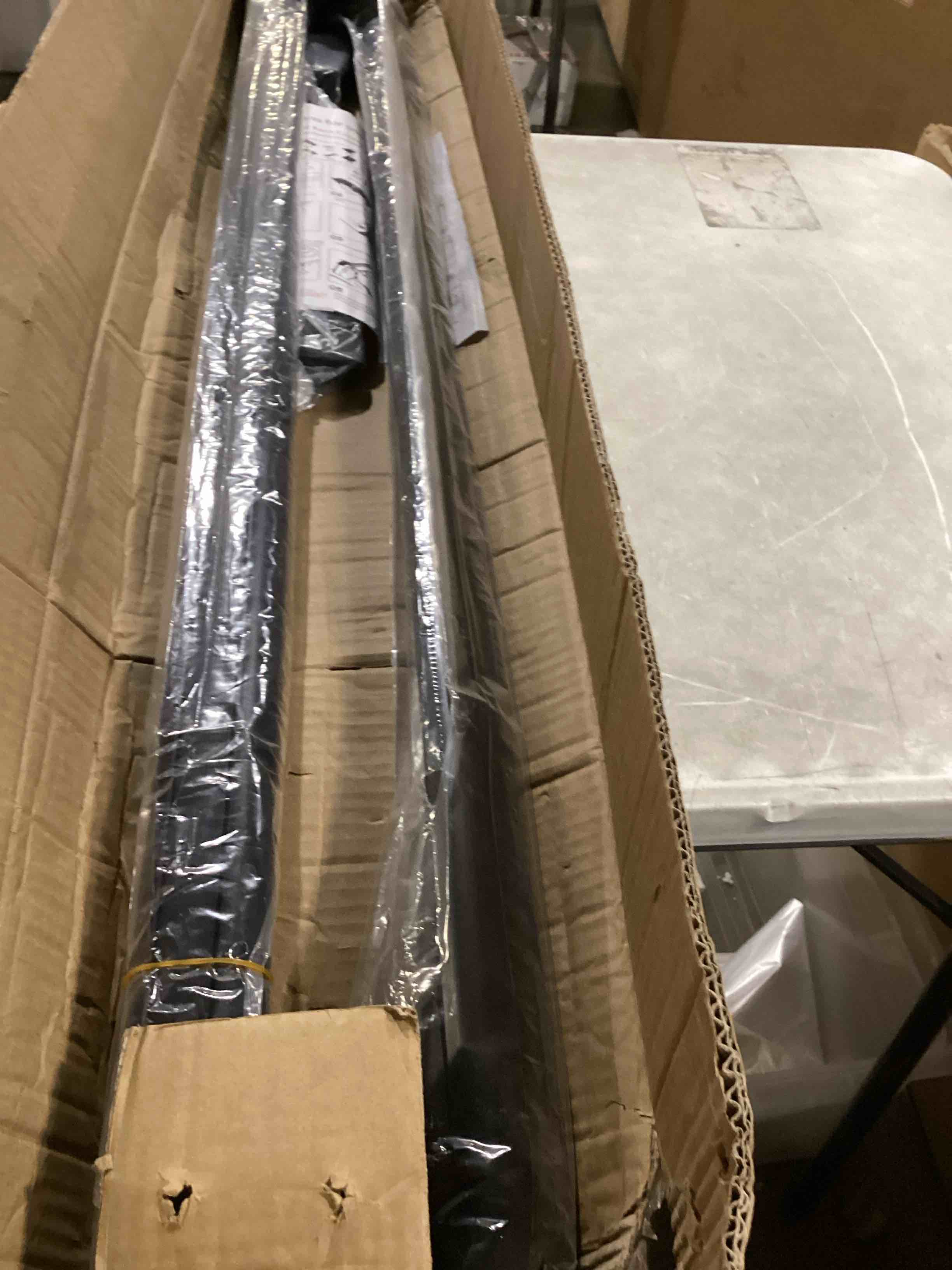 https://s3.amazonaws.com/lotting-images-prod/bidfta/BLU6866082_1730548970146.jpeg