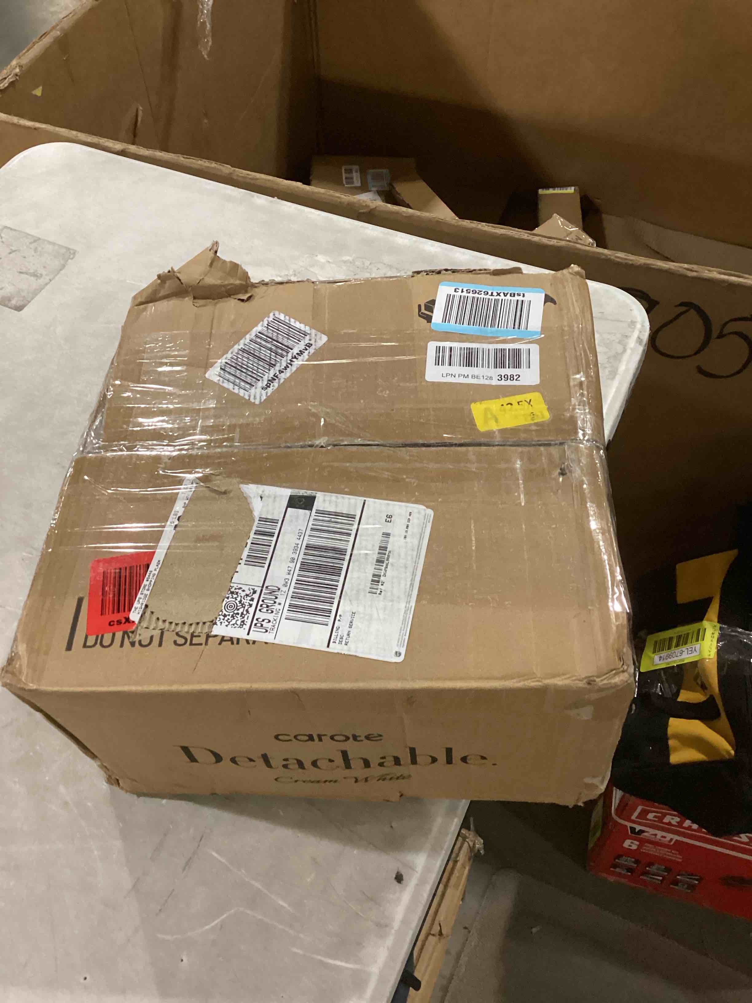 https://s3.amazonaws.com/lotting-images-prod/bidfta/BLU6866102_1730552712555.jpeg