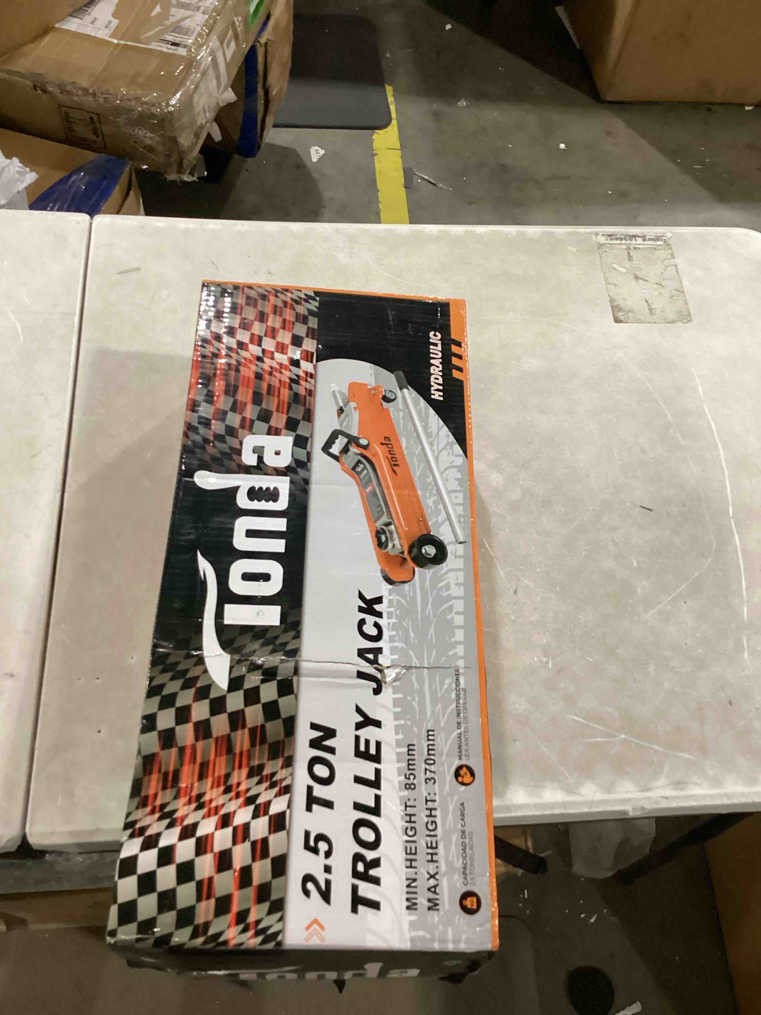 https://s3.amazonaws.com/lotting-images-prod/bidfta/BLU6866279_1730743139348.jpeg