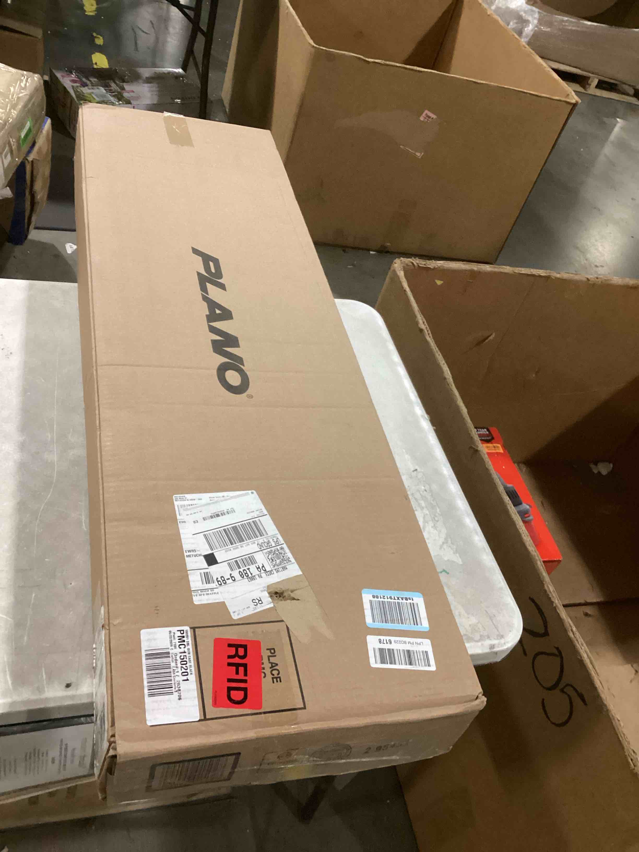 https://s3.amazonaws.com/lotting-images-prod/bidfta/BLU6866366_1730817347436.jpeg