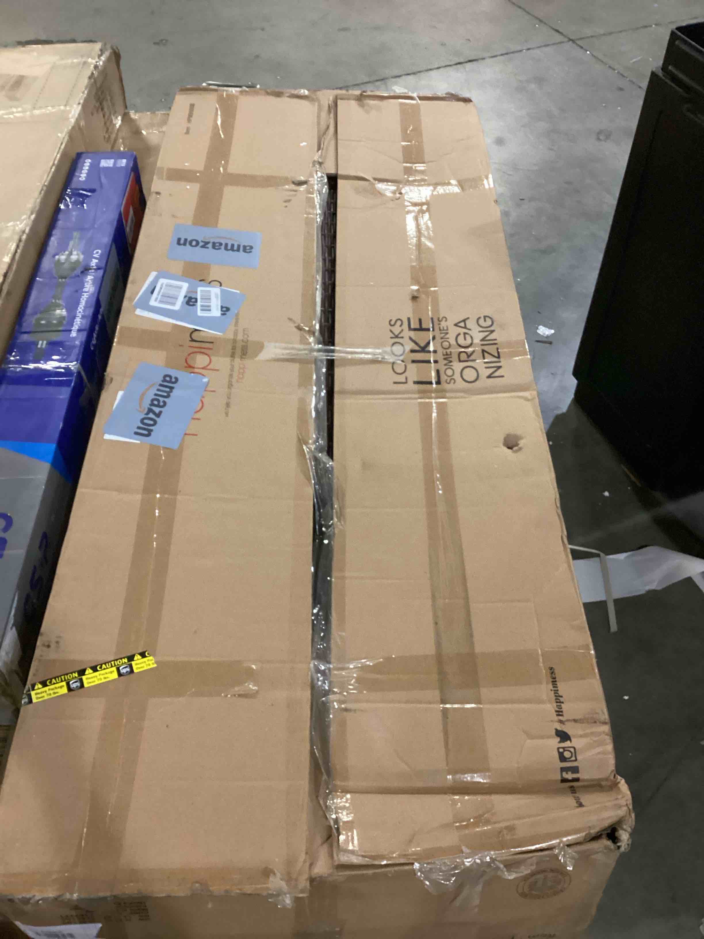 https://s3.amazonaws.com/lotting-images-prod/bidfta/BLU6866632_1731007991080.jpeg