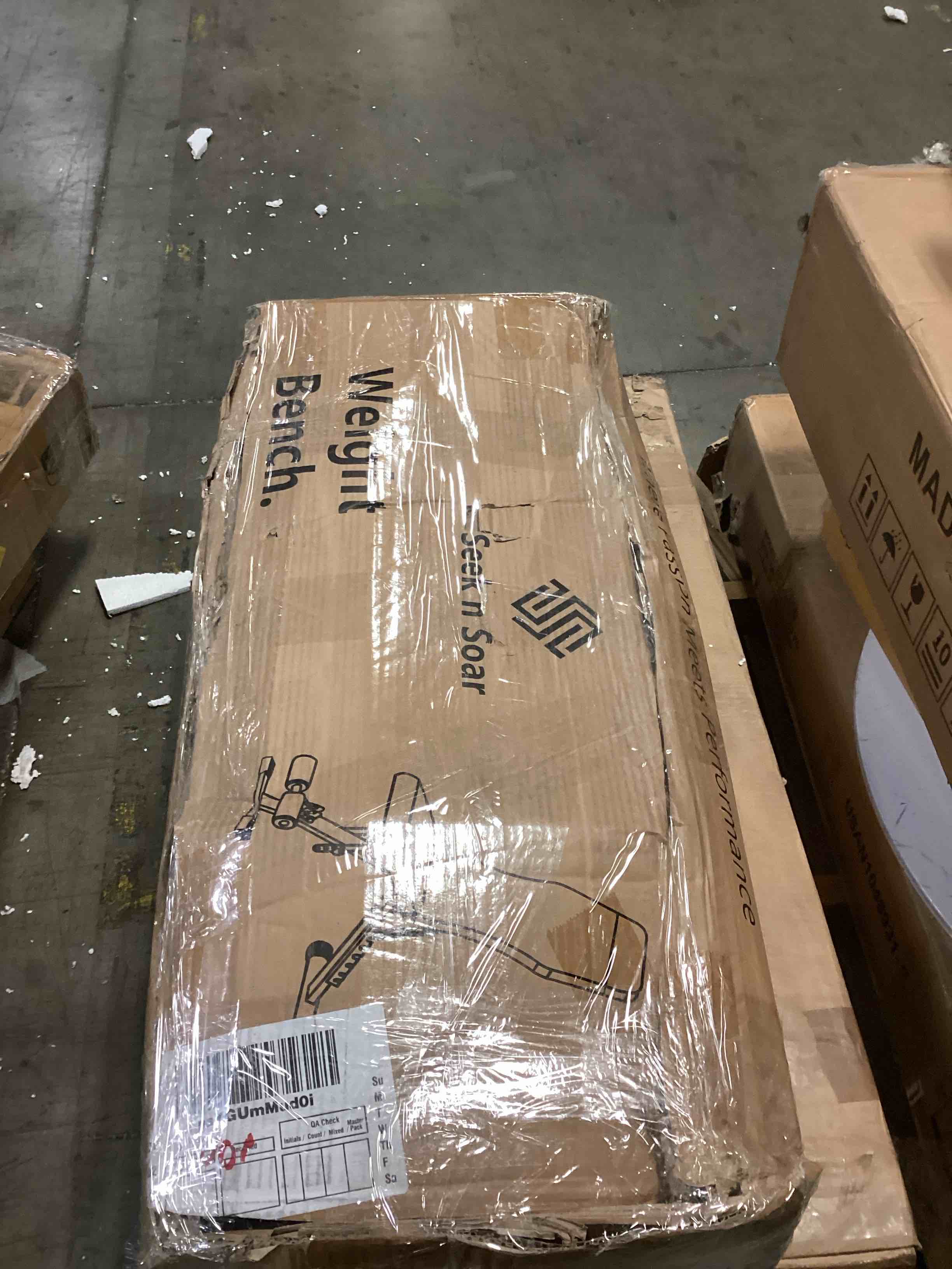 https://s3.amazonaws.com/lotting-images-prod/bidfta/BLU6866973_1731520242065.jpeg