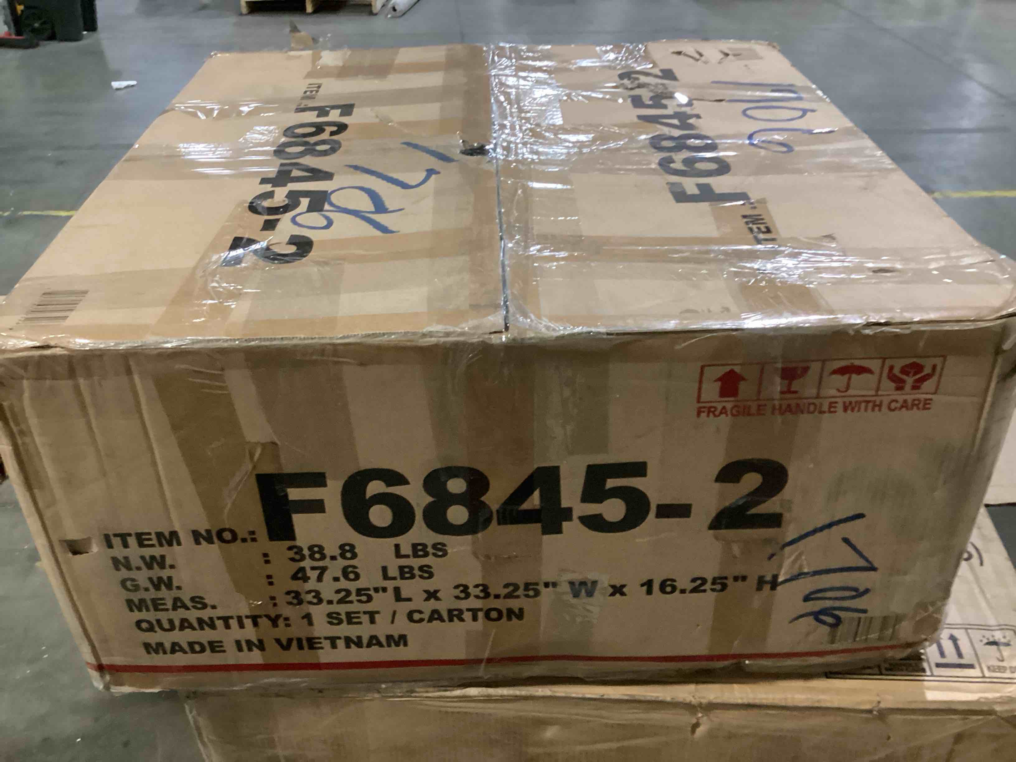 https://s3.amazonaws.com/lotting-images-prod/bidfta/BLU6867017_1731614734105.jpeg