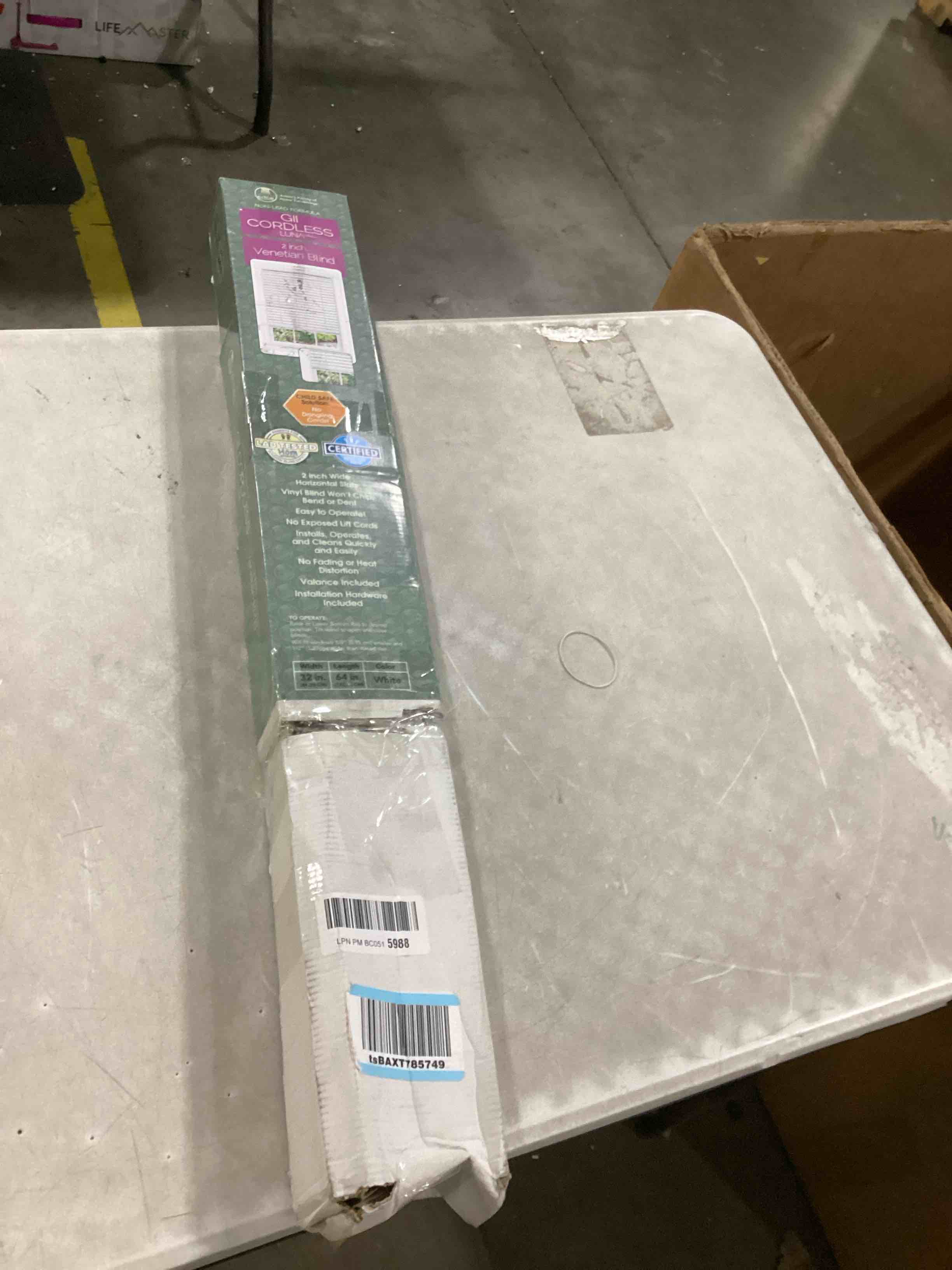 https://s3.amazonaws.com/lotting-images-prod/bidfta/BLU6867138_1731934334116.jpeg