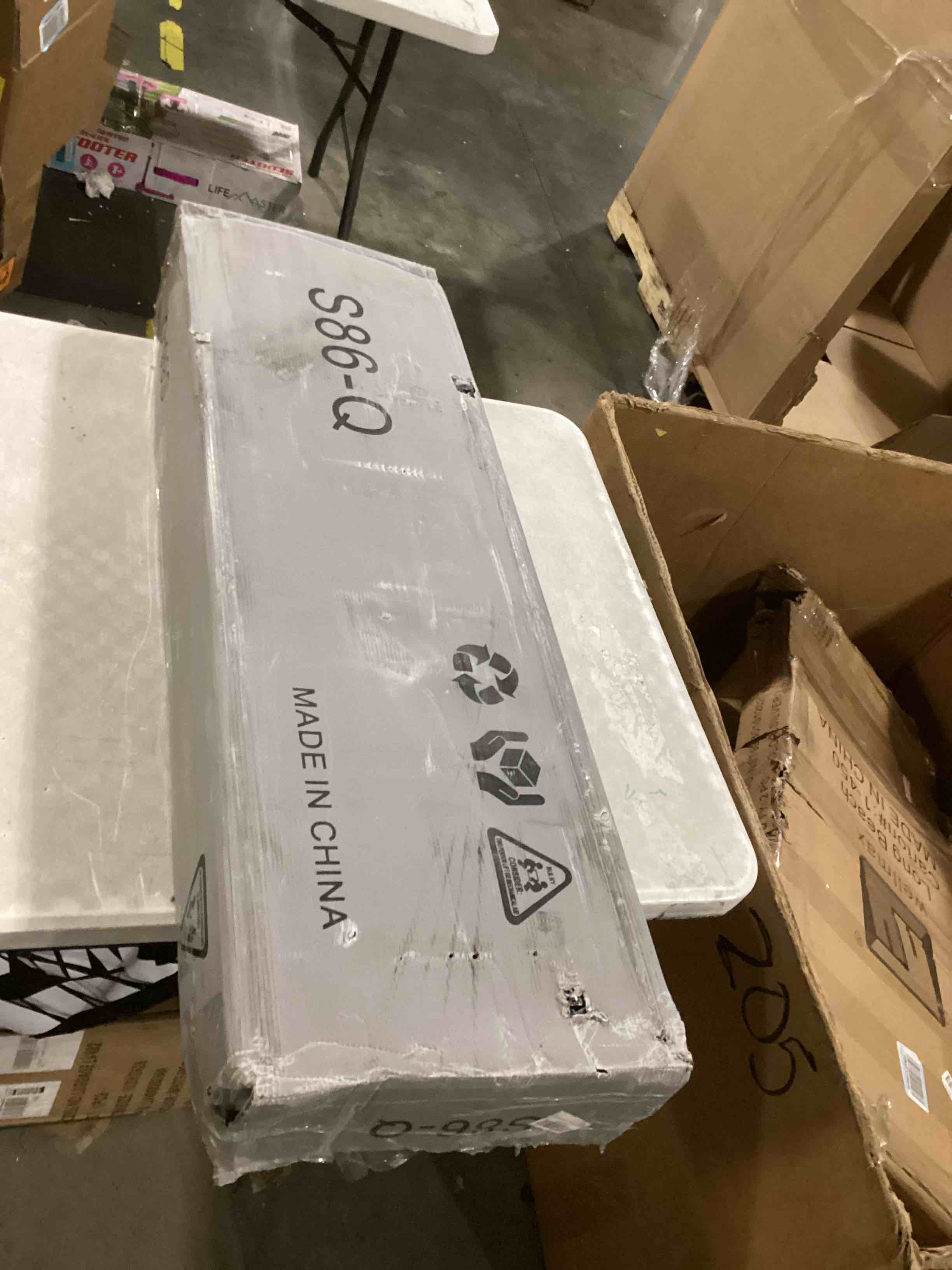 https://s3.amazonaws.com/lotting-images-prod/bidfta/BLU6867162_1731938002120.jpeg