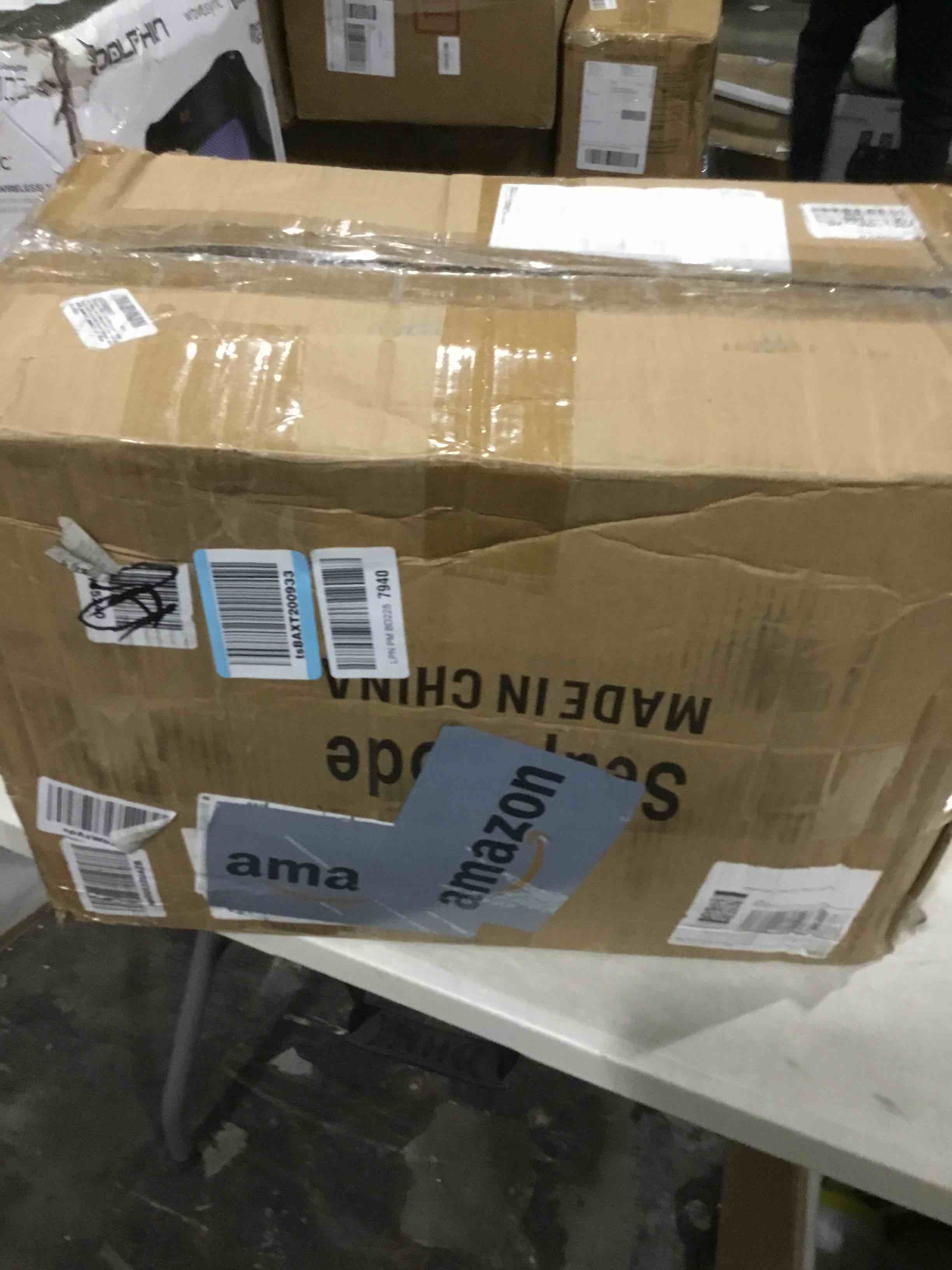 https://s3.amazonaws.com/lotting-images-prod/bidfta/BLU6867441_1729696138013.jpeg