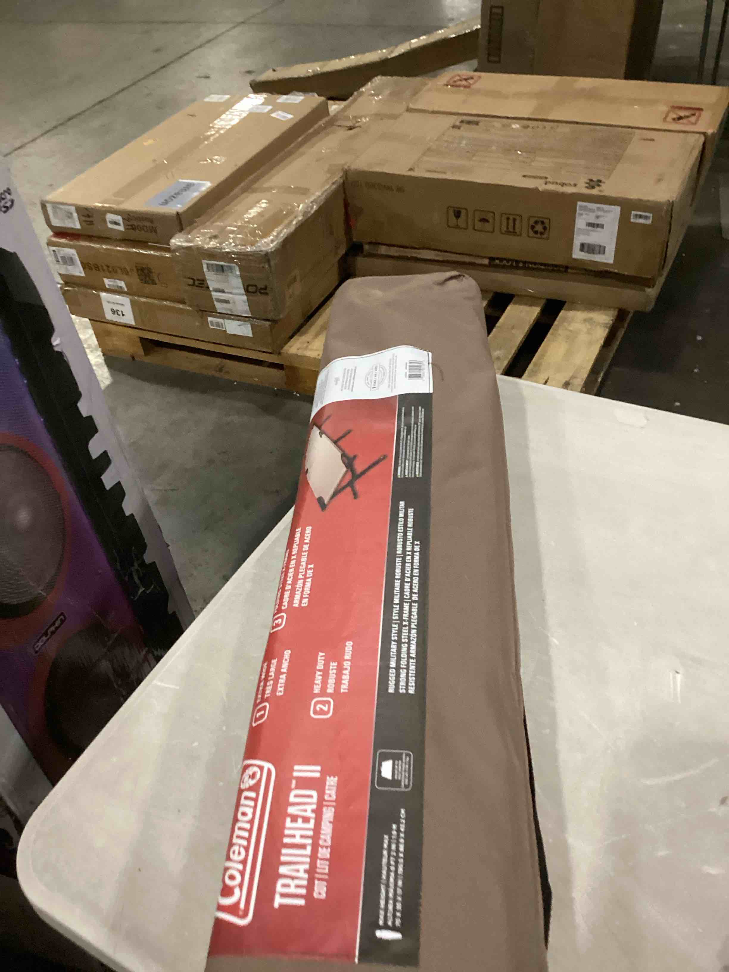 https://s3.amazonaws.com/lotting-images-prod/bidfta/BLU6867621_1729860242155.jpeg