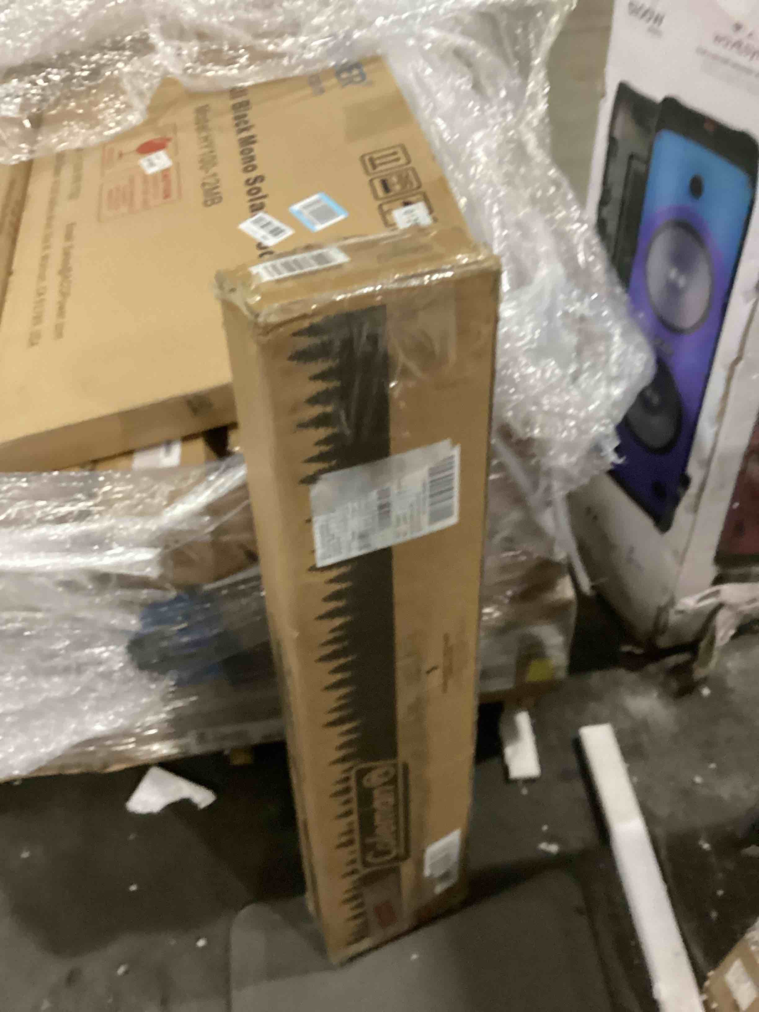 https://s3.amazonaws.com/lotting-images-prod/bidfta/BLU6867621_1729860284565.jpeg