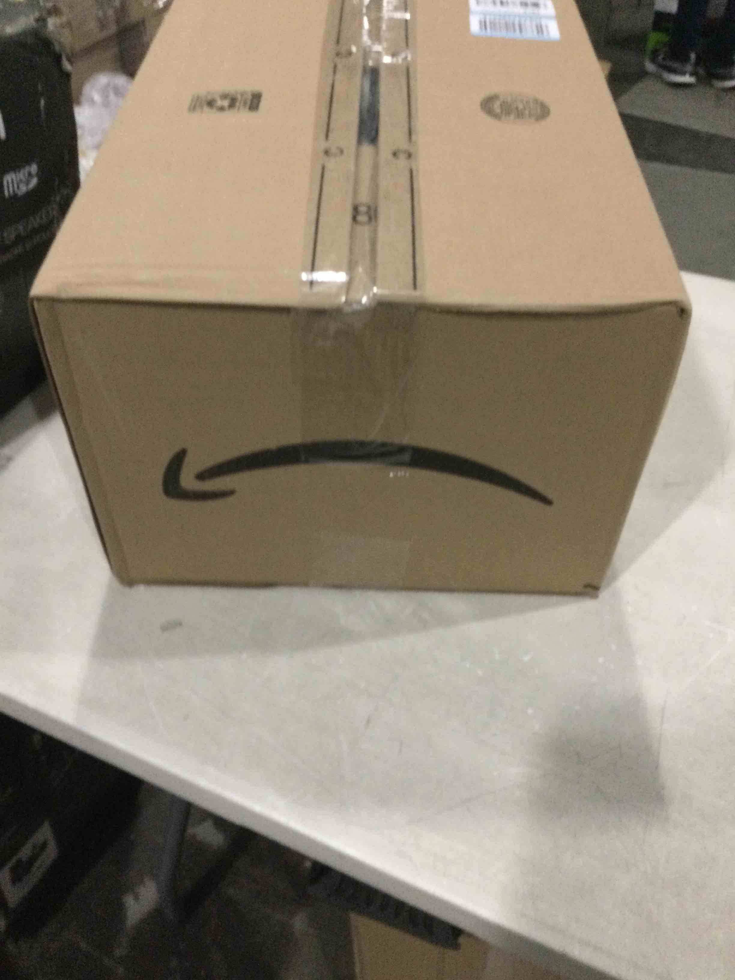 https://s3.amazonaws.com/lotting-images-prod/bidfta/BLU6867750_1730202556775.jpeg