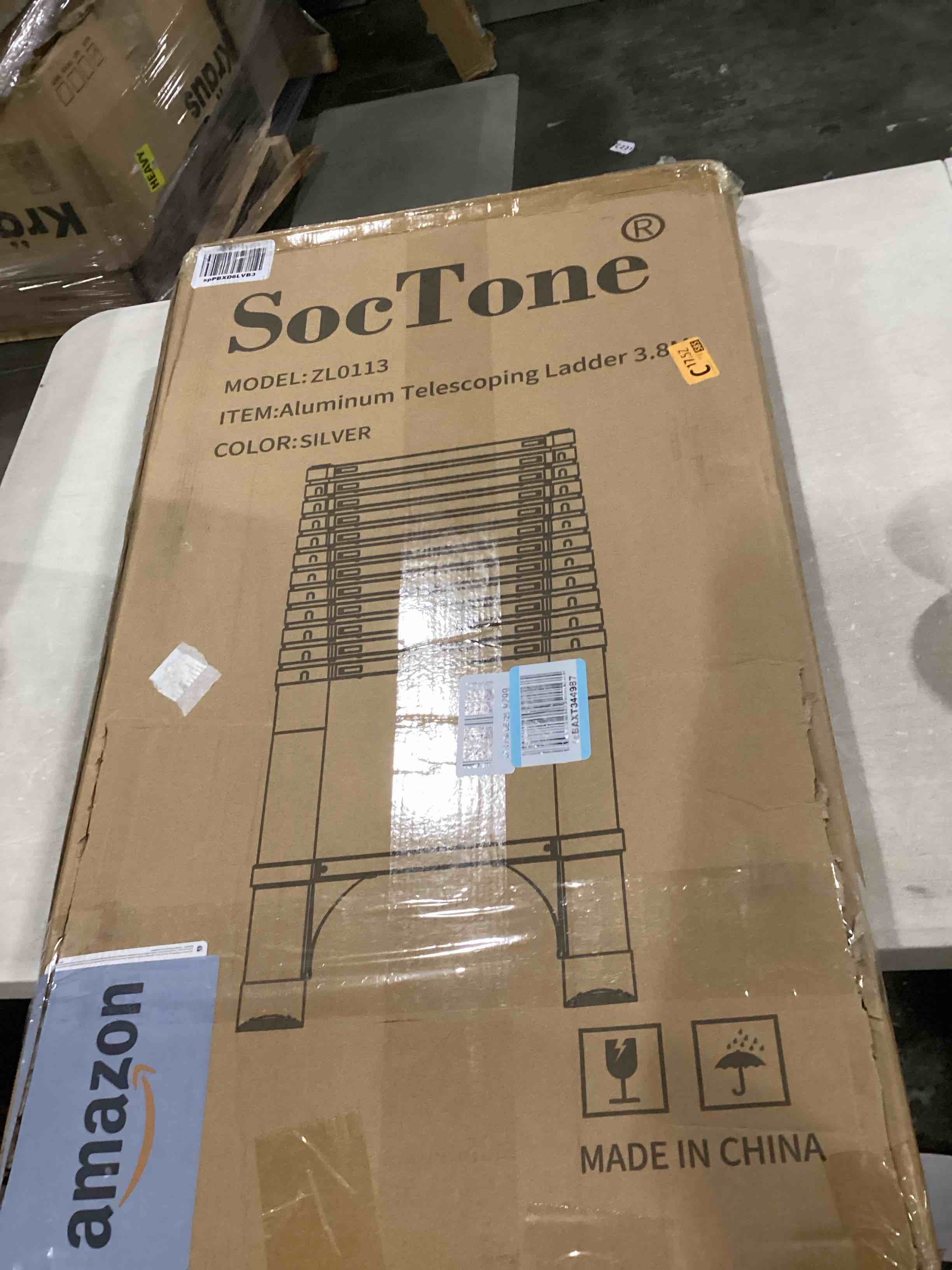 https://s3.amazonaws.com/lotting-images-prod/bidfta/BLU6867958_1730386755606.jpeg