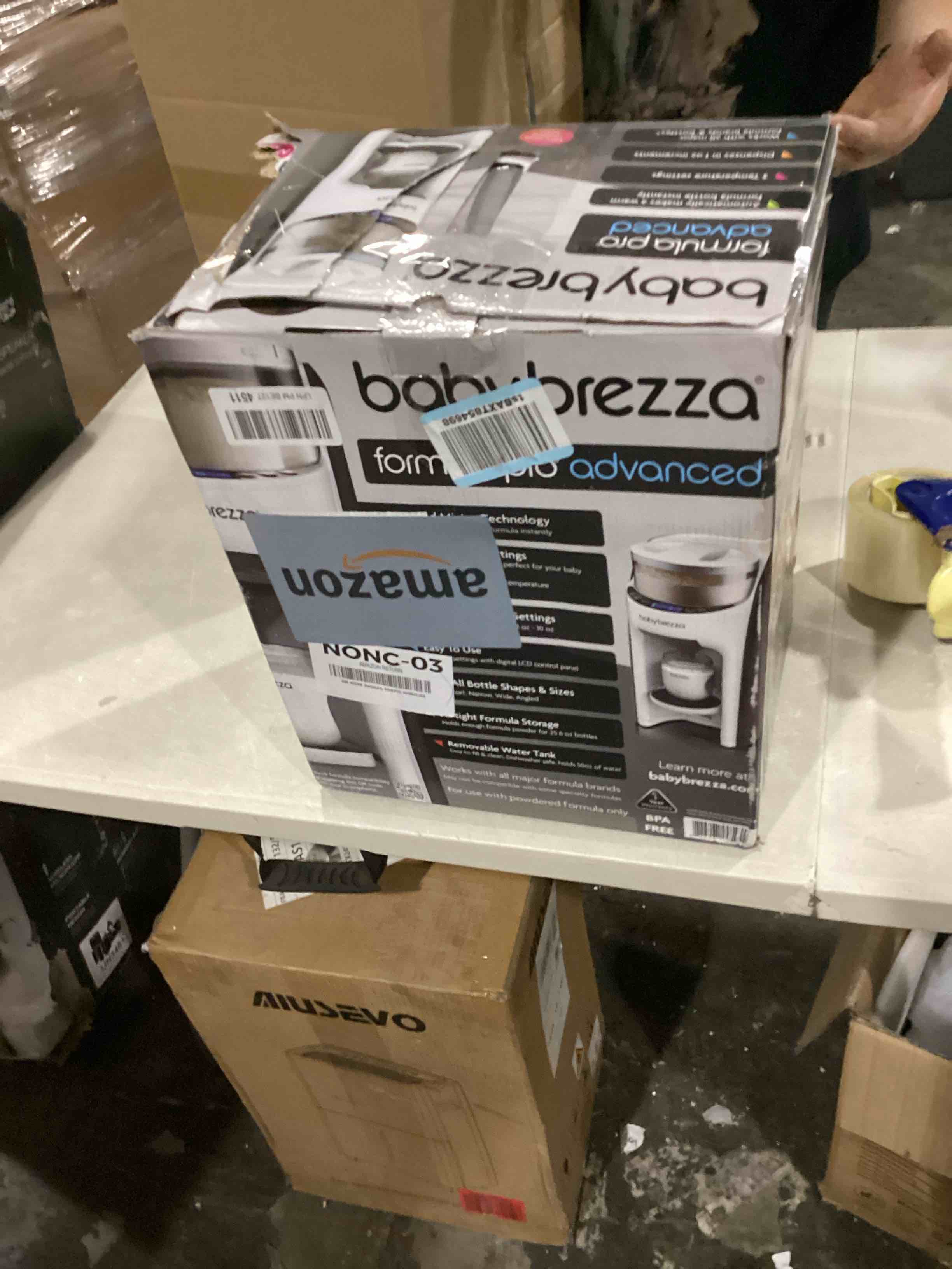 https://s3.amazonaws.com/lotting-images-prod/bidfta/BLU6868021_1730464074384.jpeg