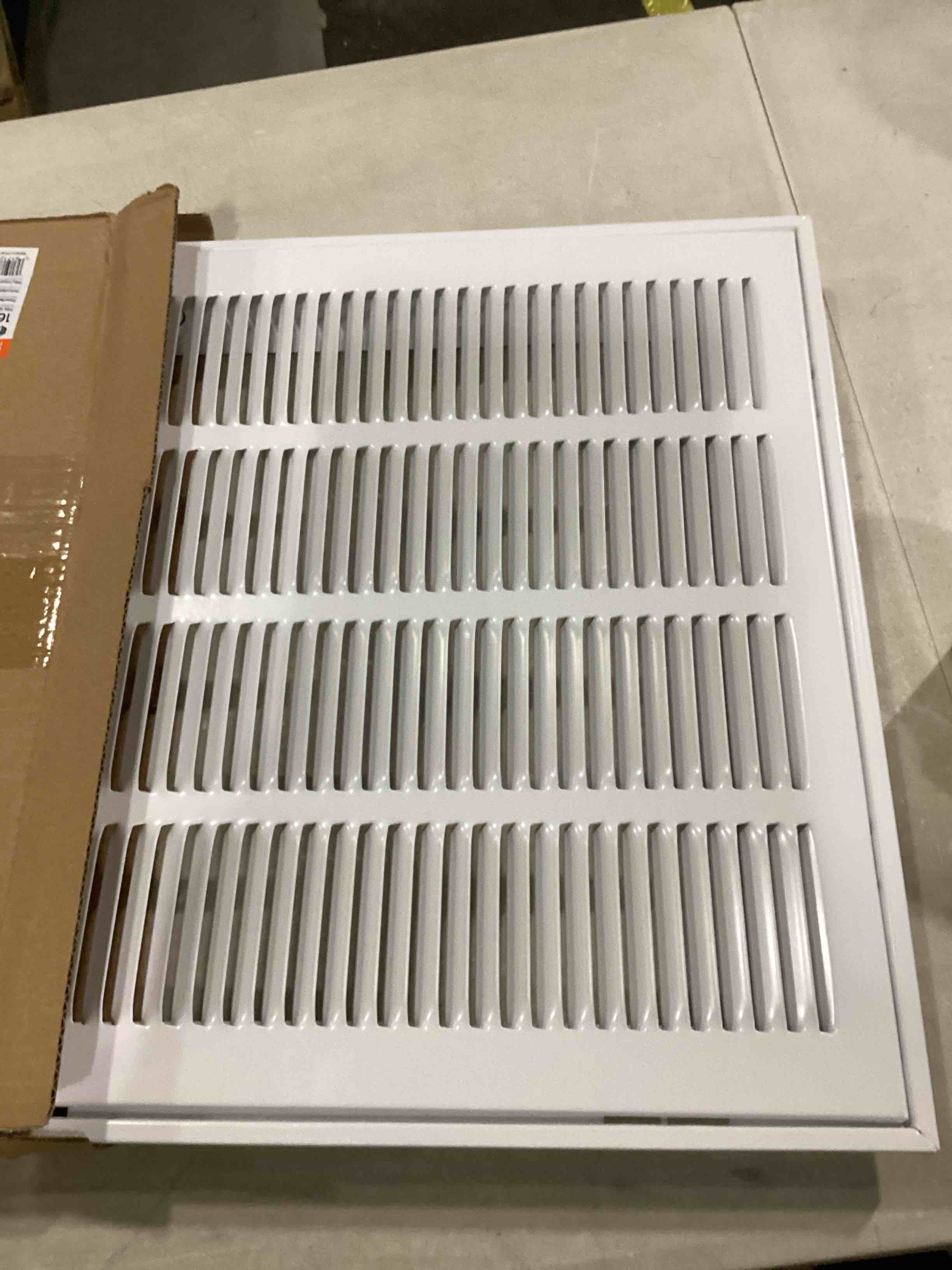https://s3.amazonaws.com/lotting-images-prod/bidfta/BLU6868119_1730553541426.jpeg