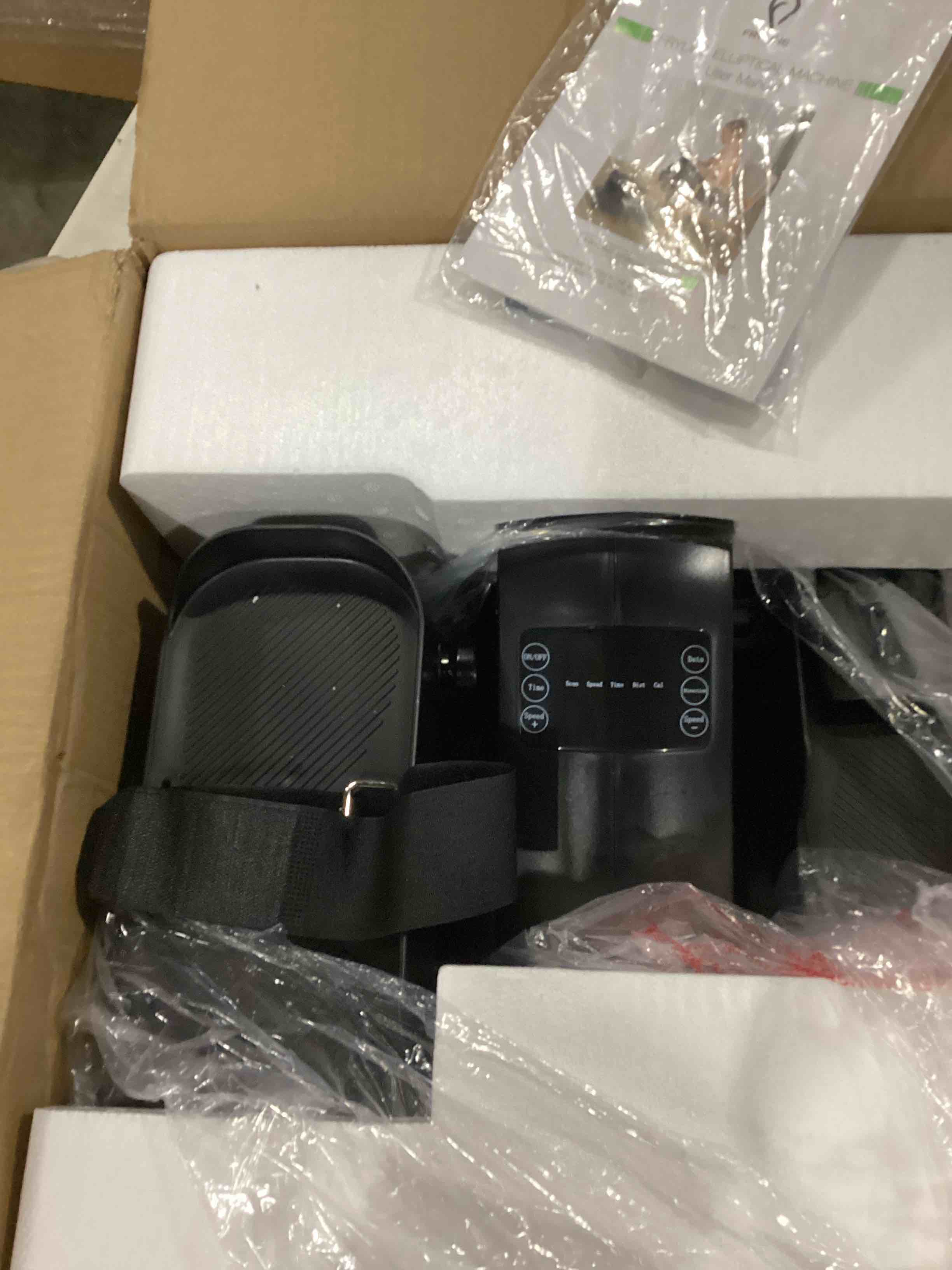 https://s3.amazonaws.com/lotting-images-prod/bidfta/BLU6868913_1731607593907.jpeg