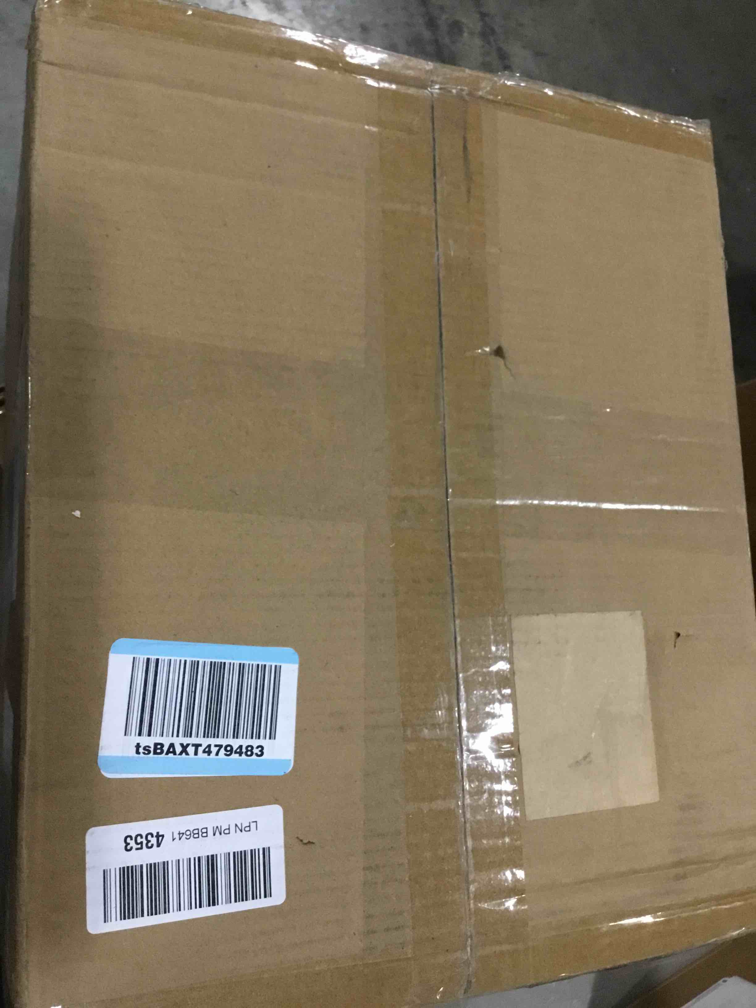 https://s3.amazonaws.com/lotting-images-prod/bidfta/BLU6869014_1730128723435.jpeg