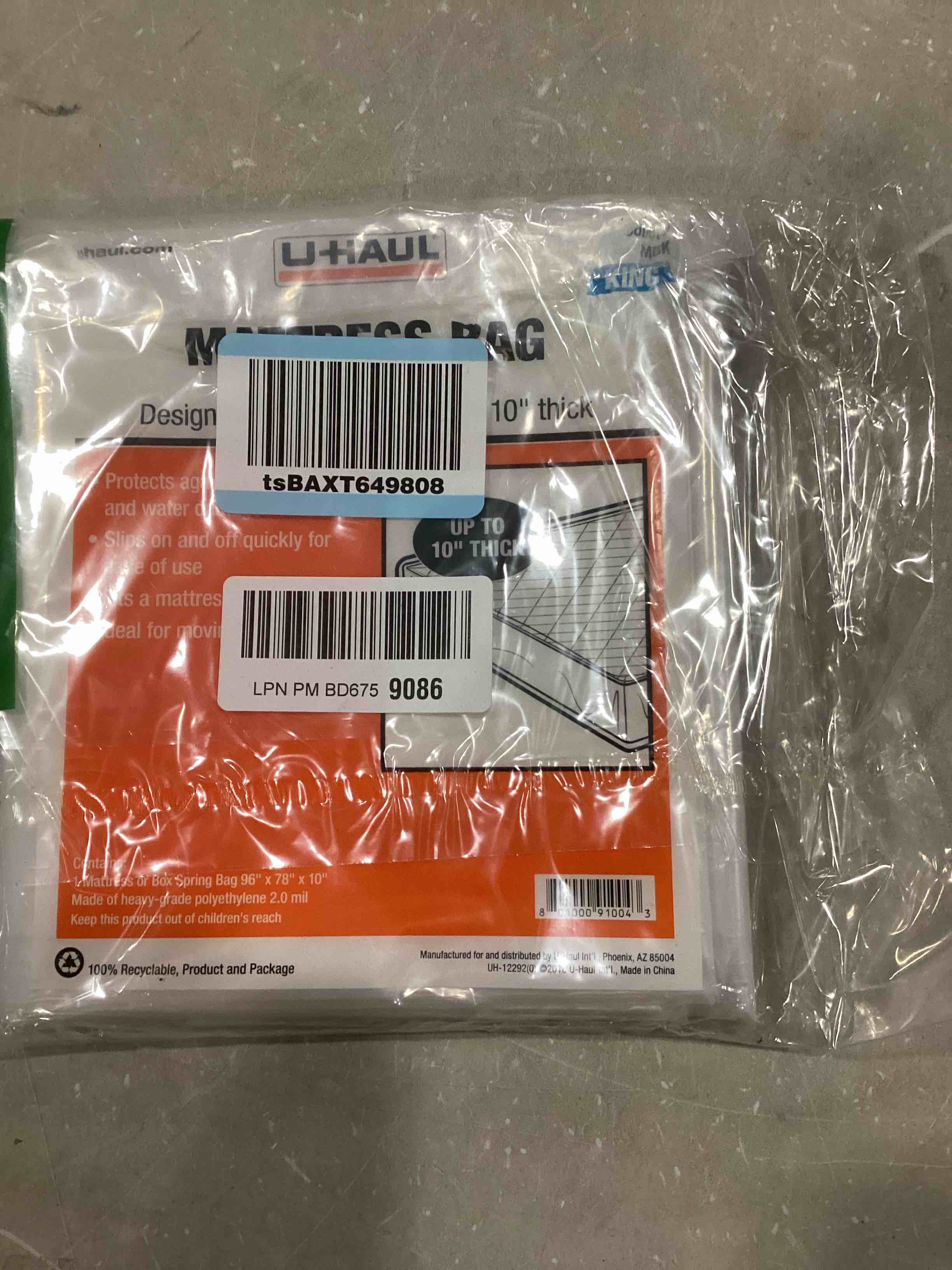 https://s3.amazonaws.com/lotting-images-prod/bidfta/BLU6869133_1730290173715.jpeg