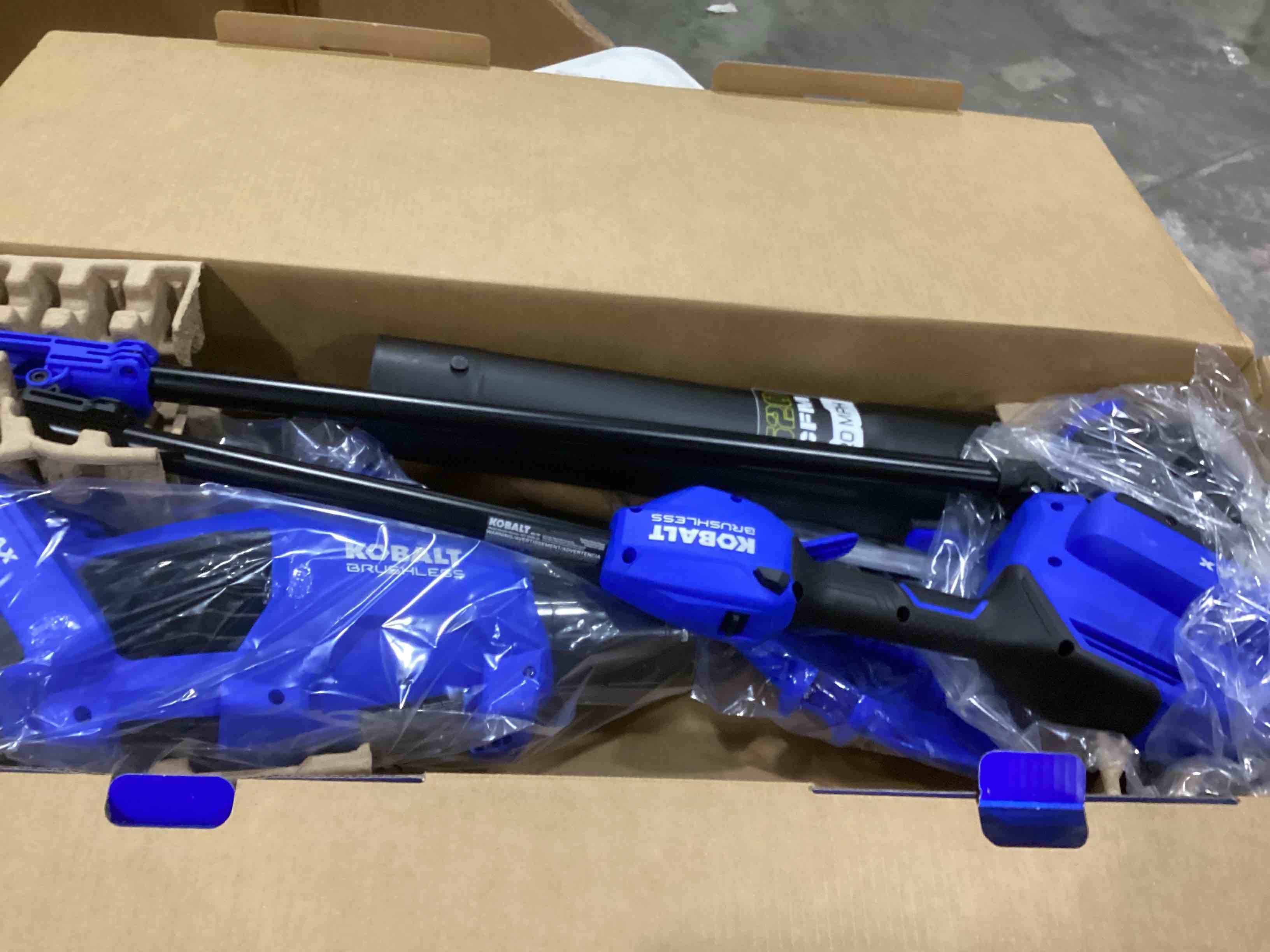 https://s3.amazonaws.com/lotting-images-prod/bidfta/BLU6869477_1730486070810.jpeg