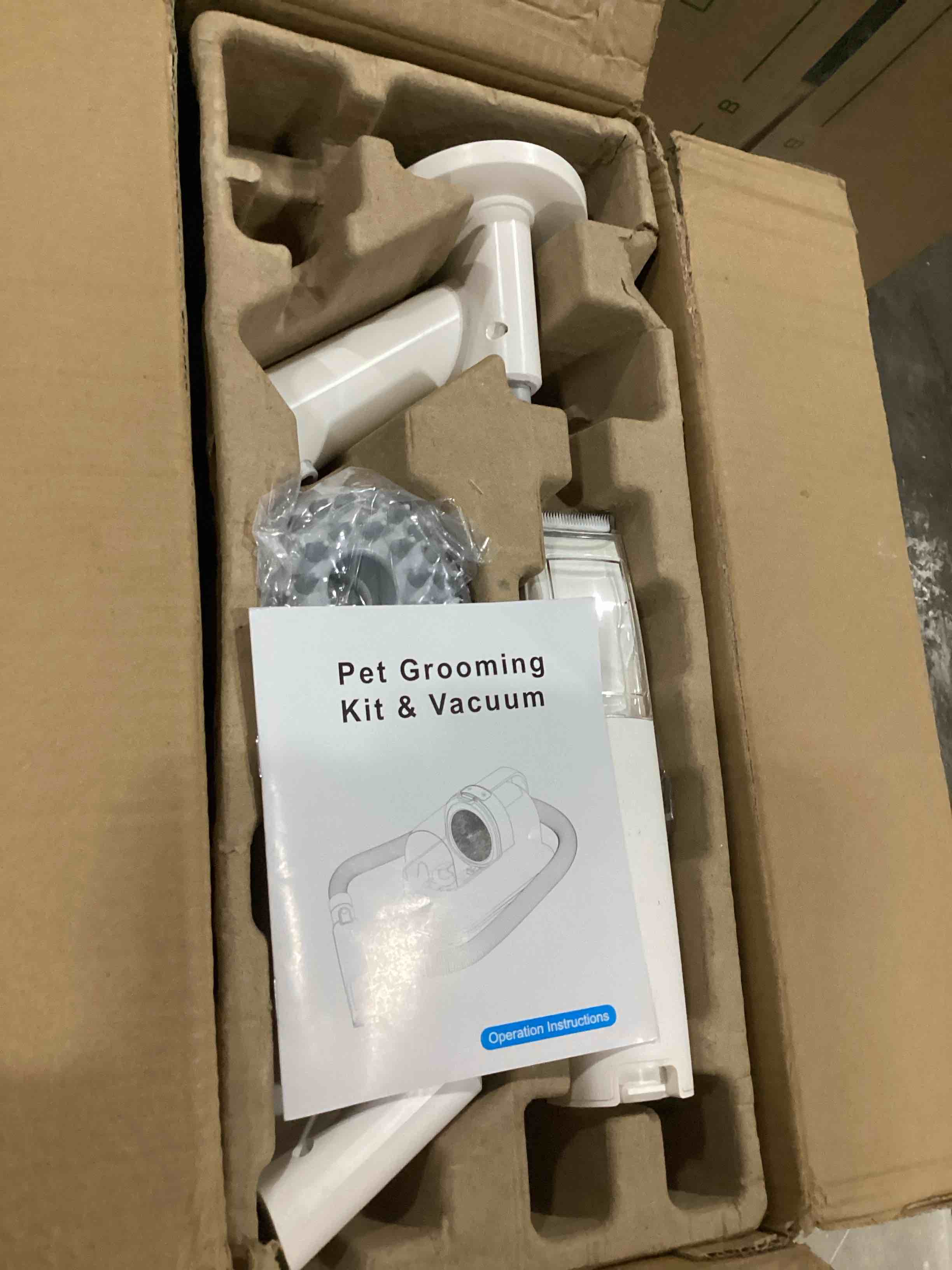 https://s3.amazonaws.com/lotting-images-prod/bidfta/BLU6869968_1730911696607.jpeg