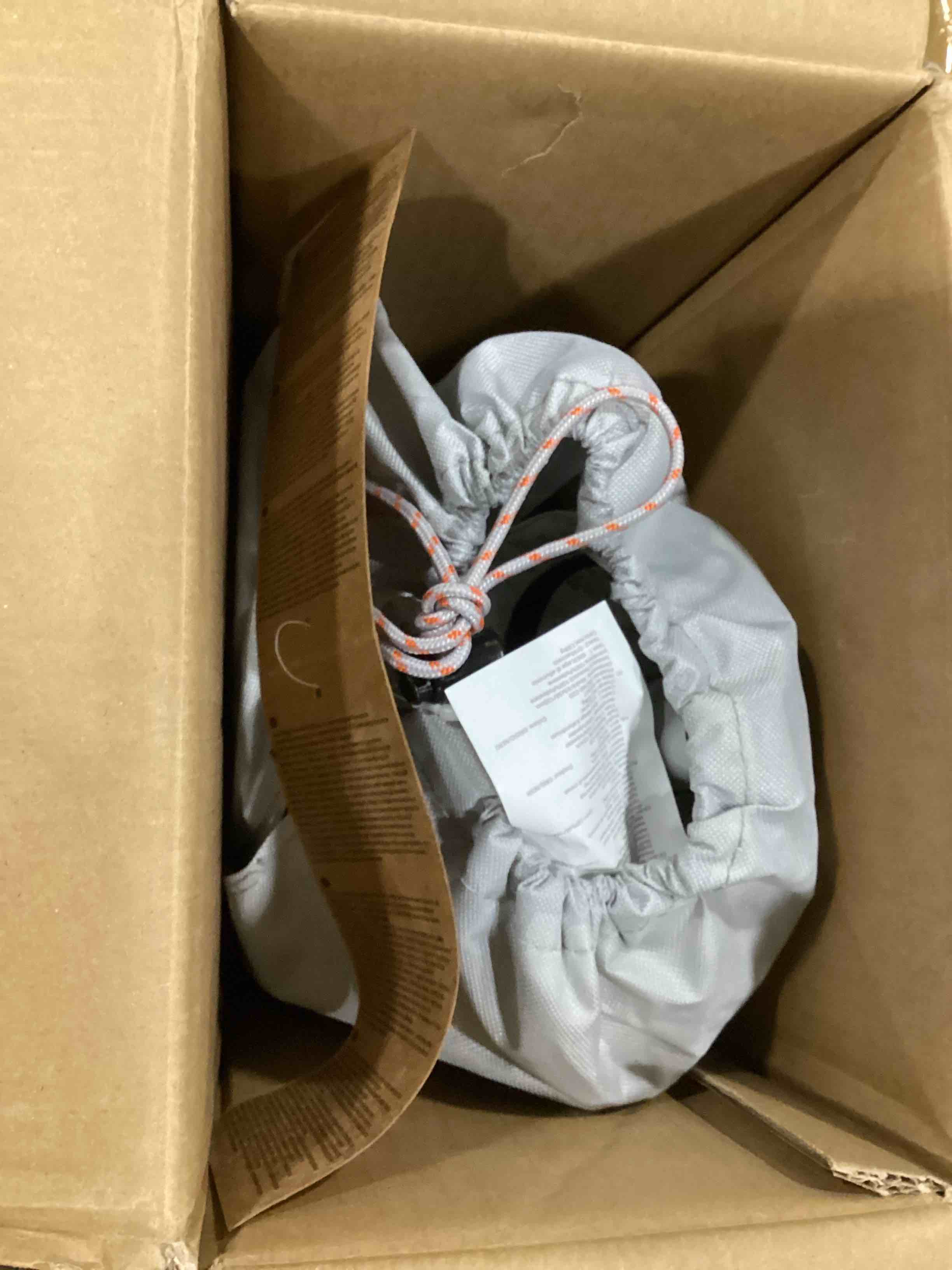 https://s3.amazonaws.com/lotting-images-prod/bidfta/BLU6870082_1730995559156.jpeg