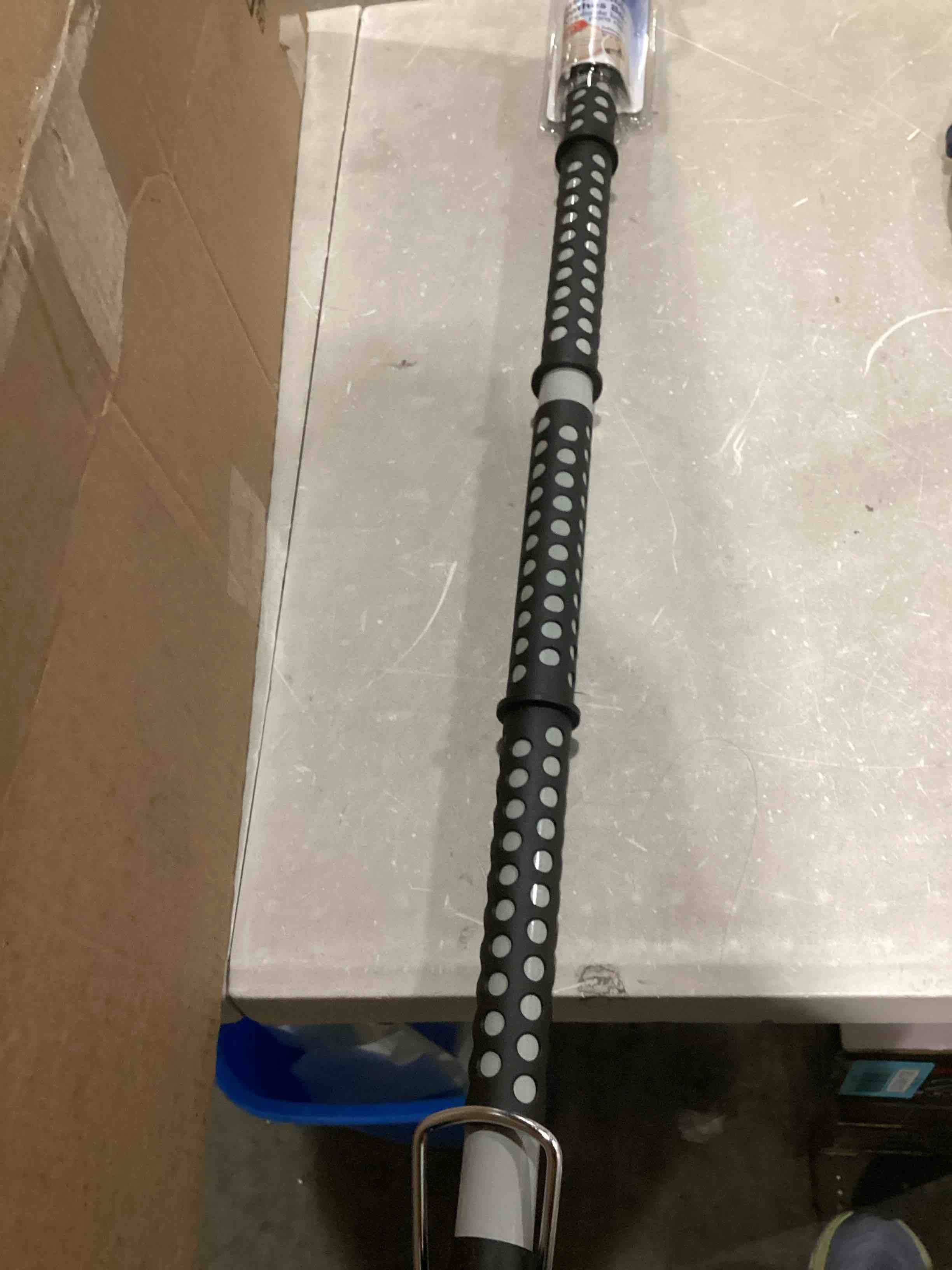 https://s3.amazonaws.com/lotting-images-prod/bidfta/BLU6870272_1731096347700.jpeg