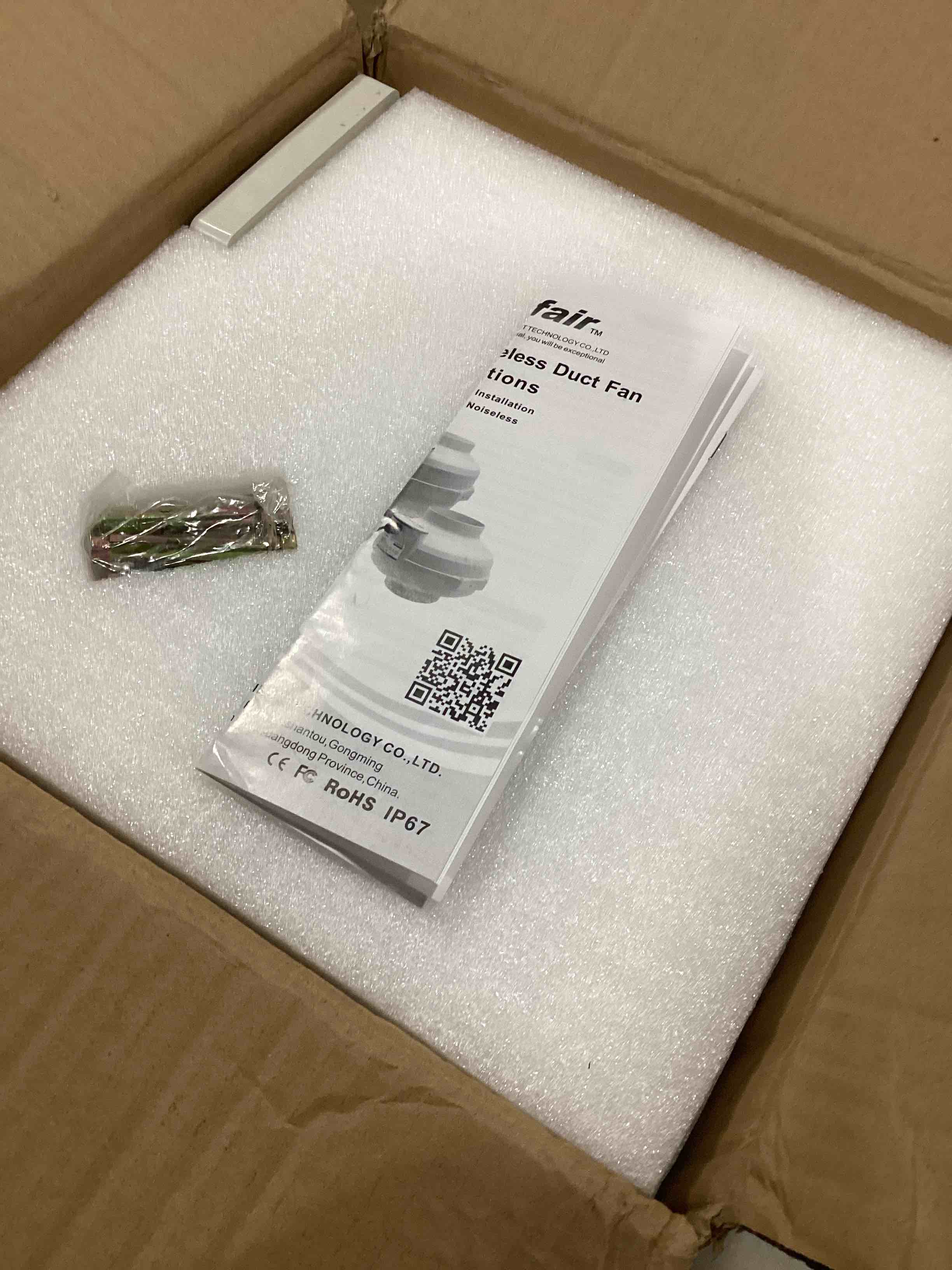 https://s3.amazonaws.com/lotting-images-prod/bidfta/BLU6870332_1731335800533.jpeg
