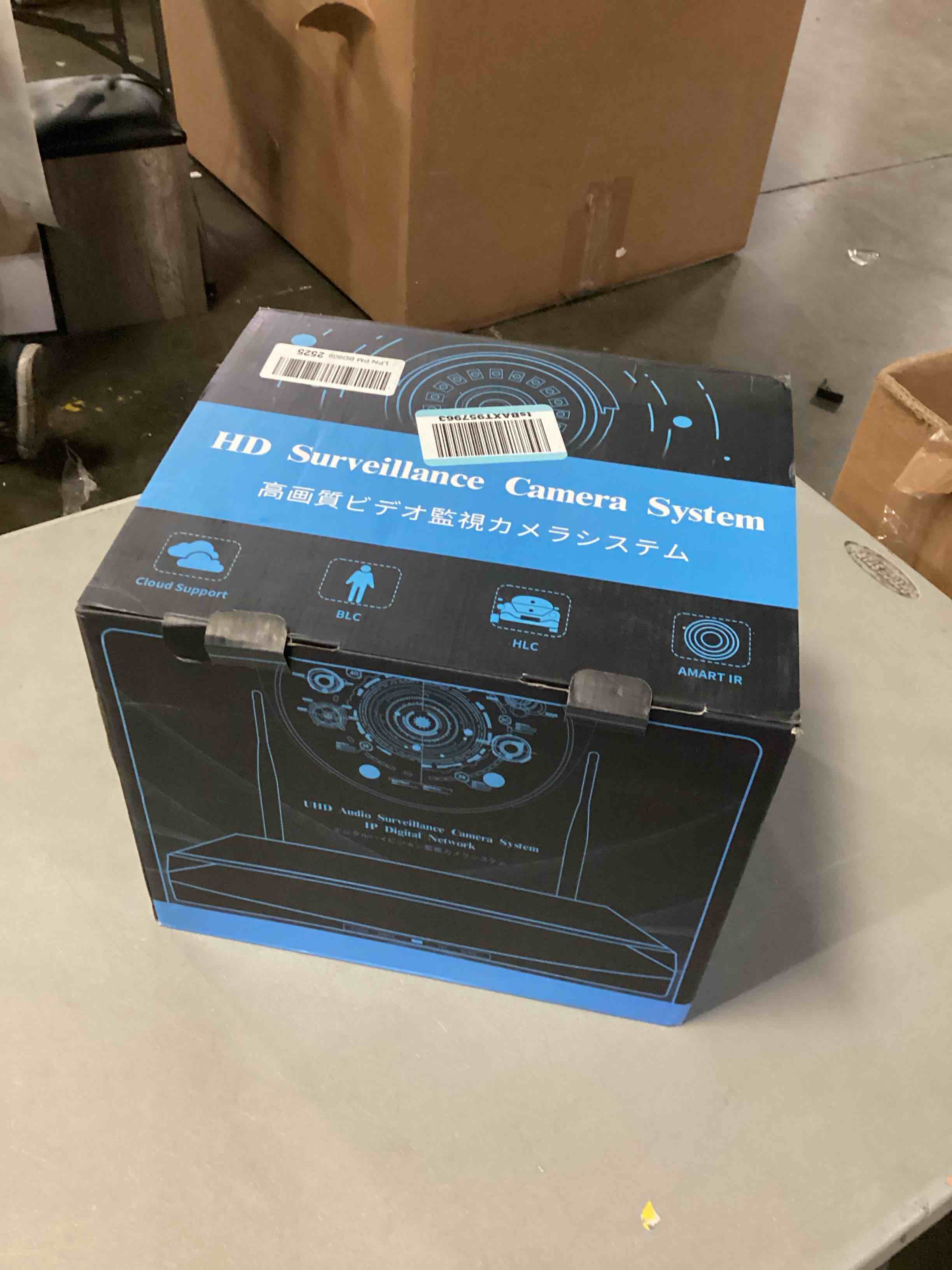 https://s3.amazonaws.com/lotting-images-prod/bidfta/BLU6870725_1730552713583.jpeg