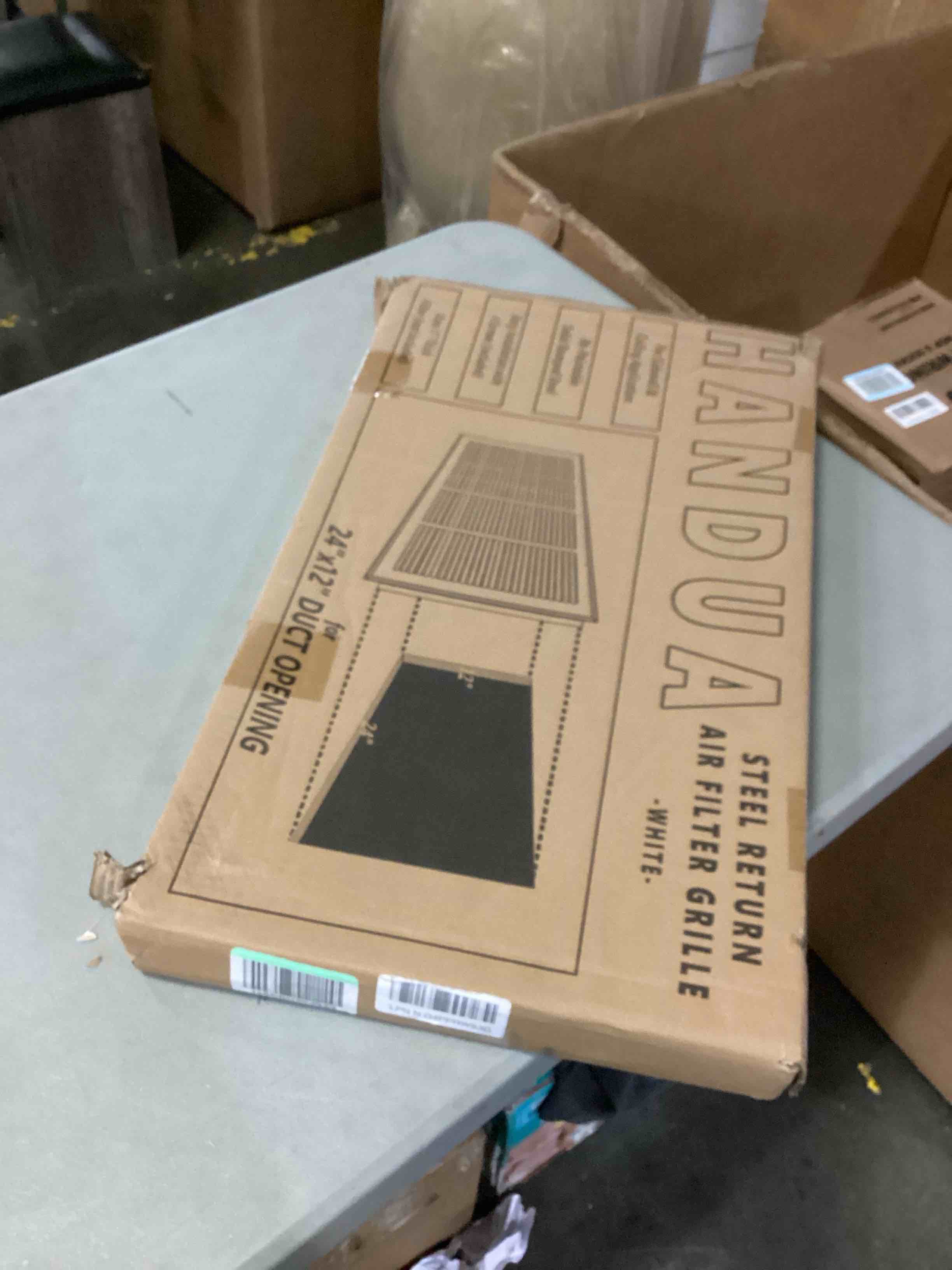 https://s3.amazonaws.com/lotting-images-prod/bidfta/BLU6870791_1730572205457.jpeg