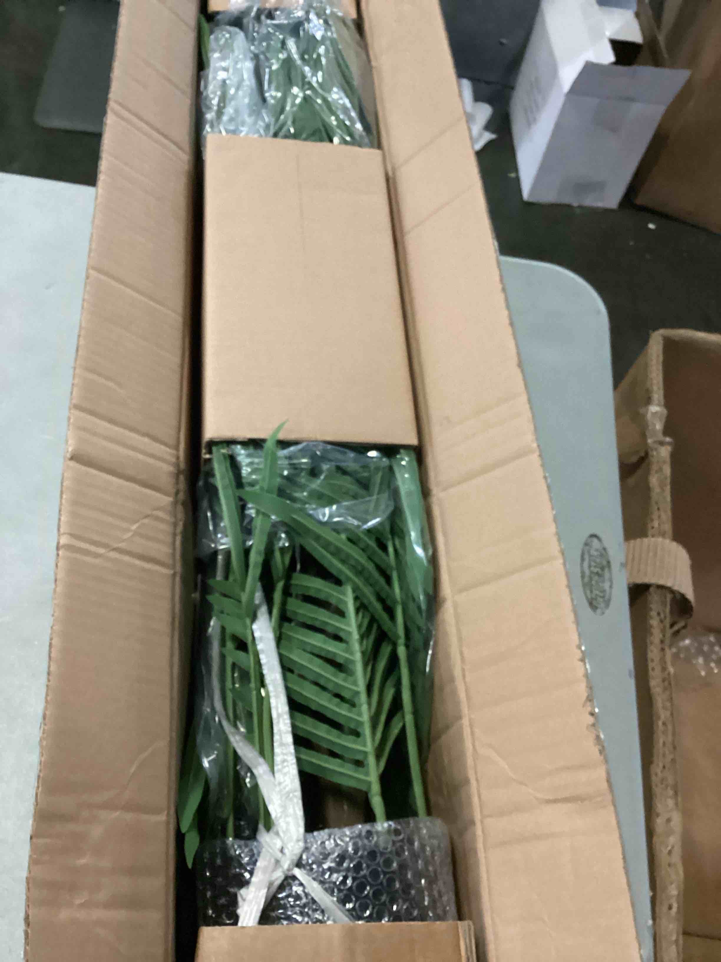 https://s3.amazonaws.com/lotting-images-prod/bidfta/BLU6870862_1730729180905.jpeg