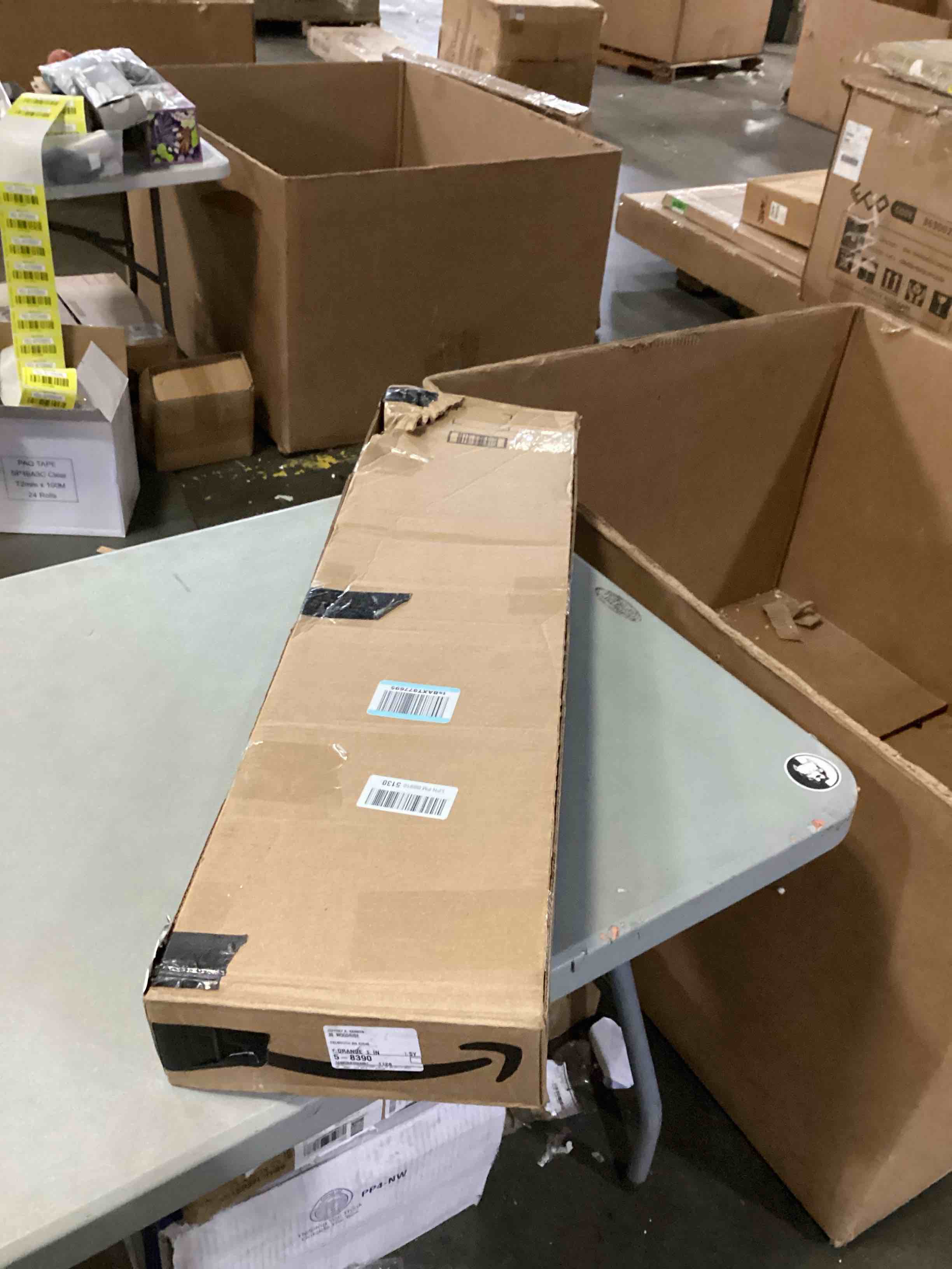 https://s3.amazonaws.com/lotting-images-prod/bidfta/BLU6871032_1730831218148.jpeg