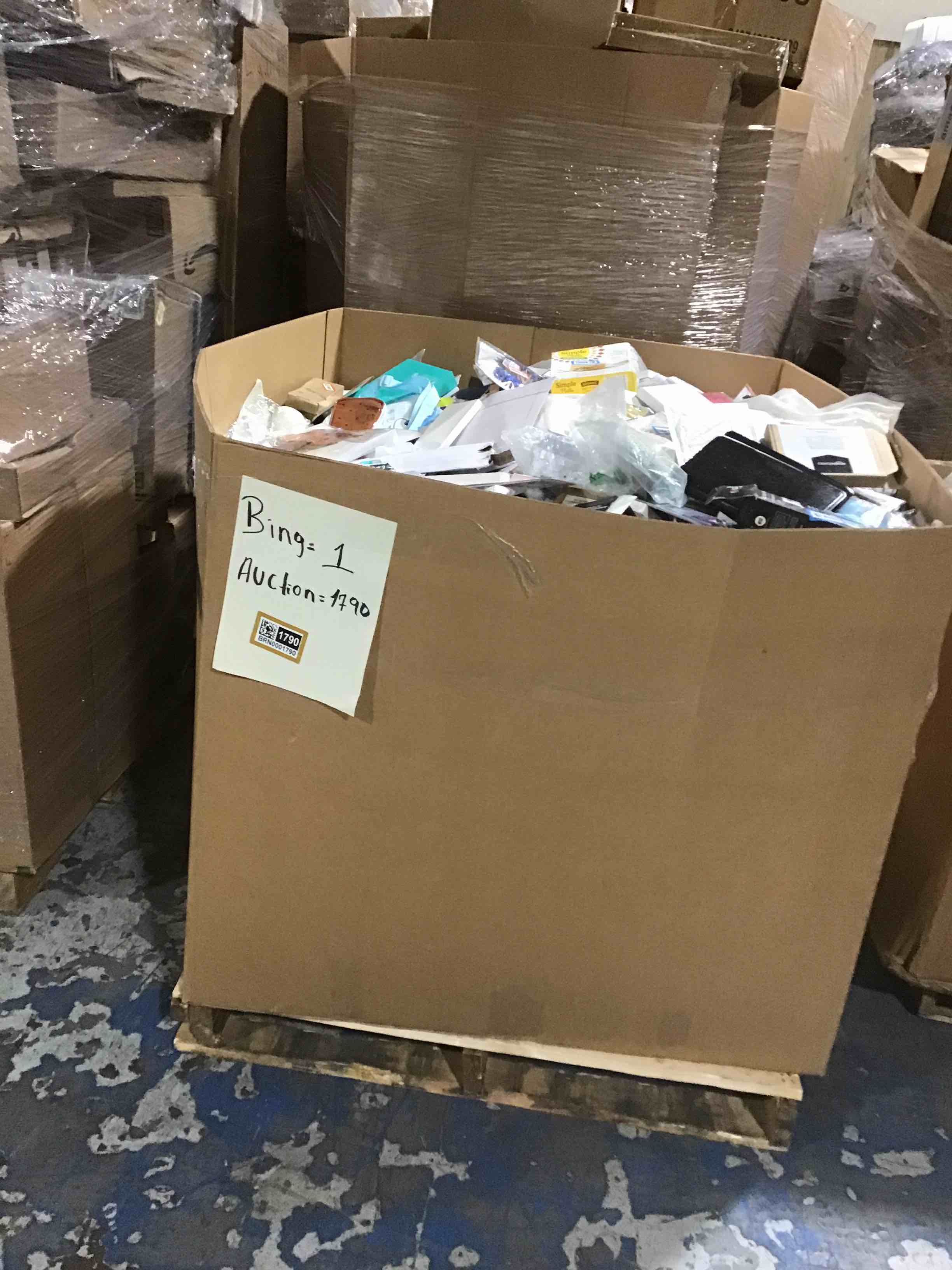 bin lot #1 bins and blitz mix Mach surprise (non refundable)