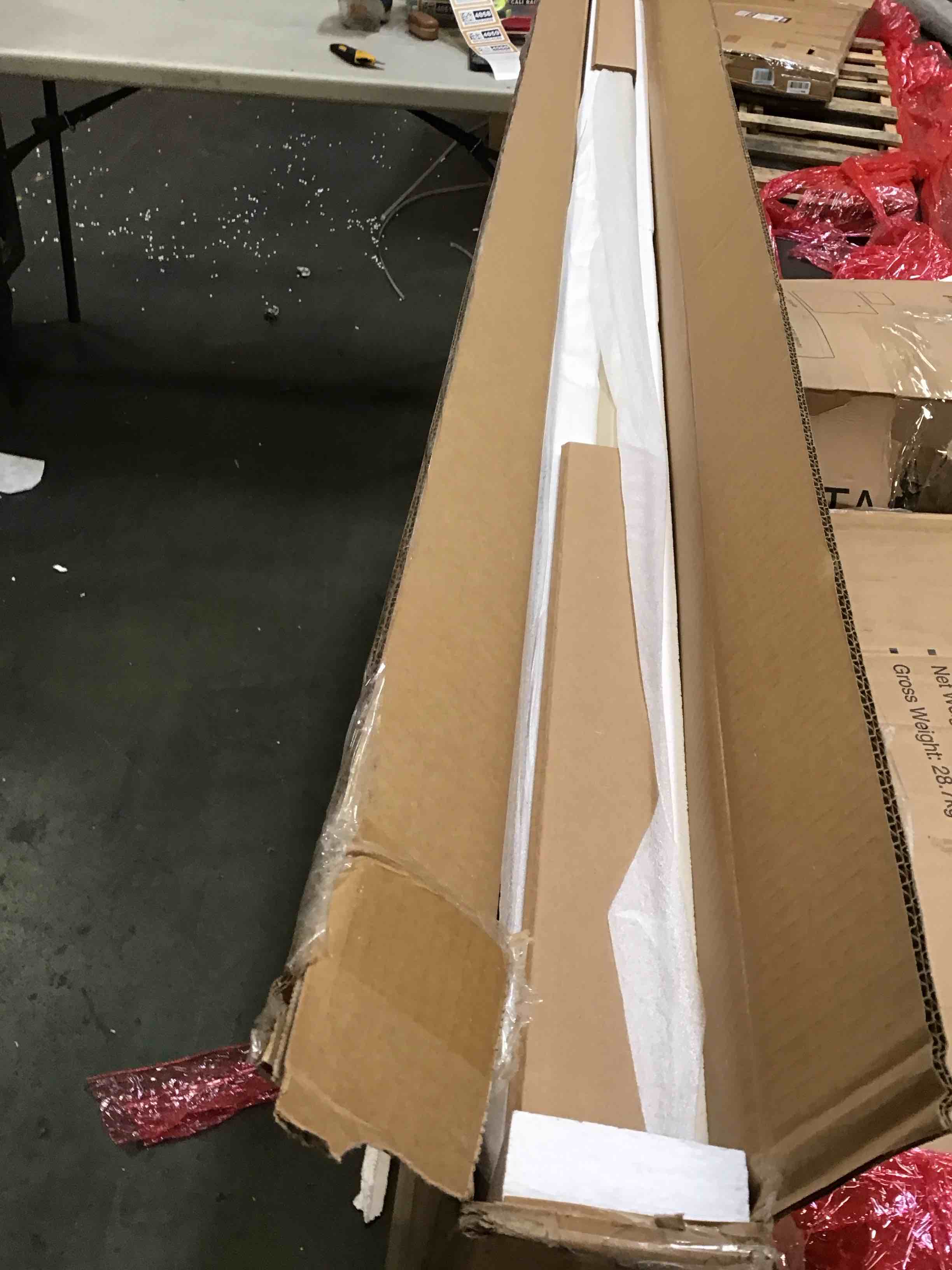 https://s3.amazonaws.com/lotting-images-prod/bidfta/BRN0004060_1727106888276.jpeg