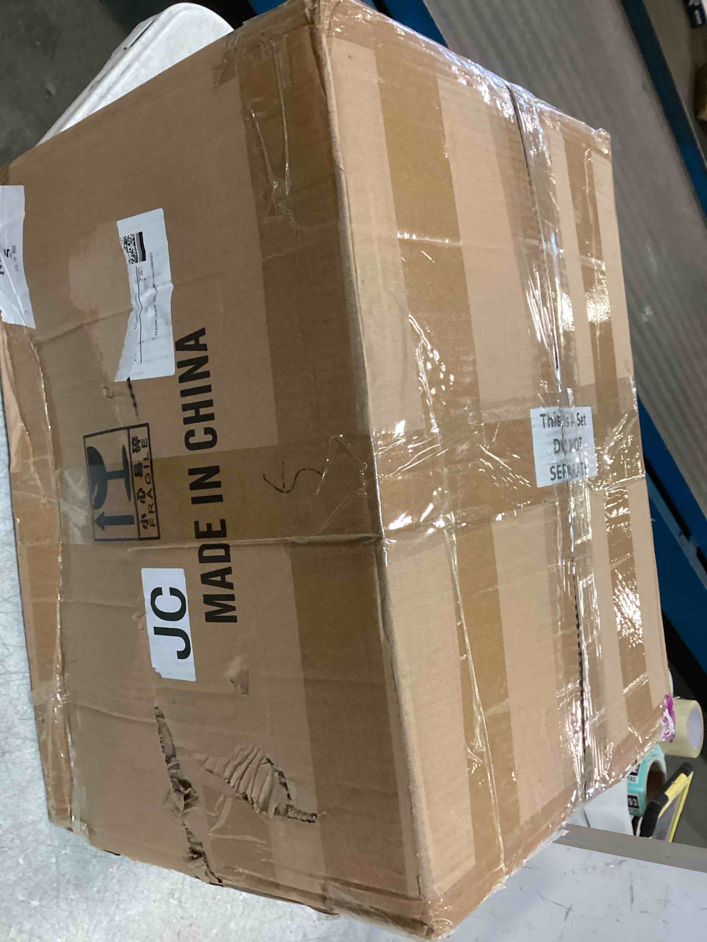 https://s3.amazonaws.com/lotting-images-prod/bidfta/BRN0008078_1724331508472.jpeg