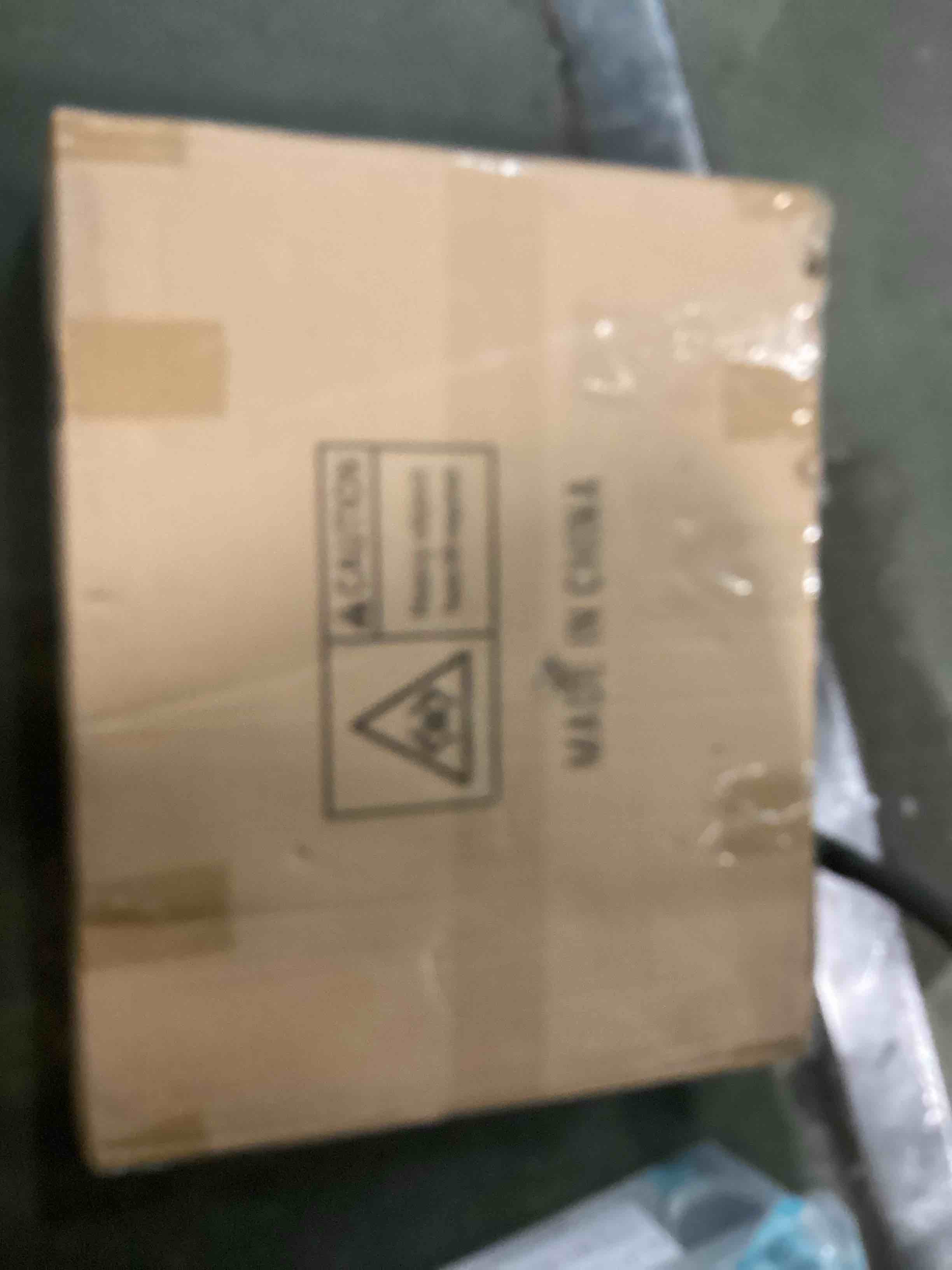 https://s3.amazonaws.com/lotting-images-prod/bidfta/BRN0008775_1723813855506.jpeg