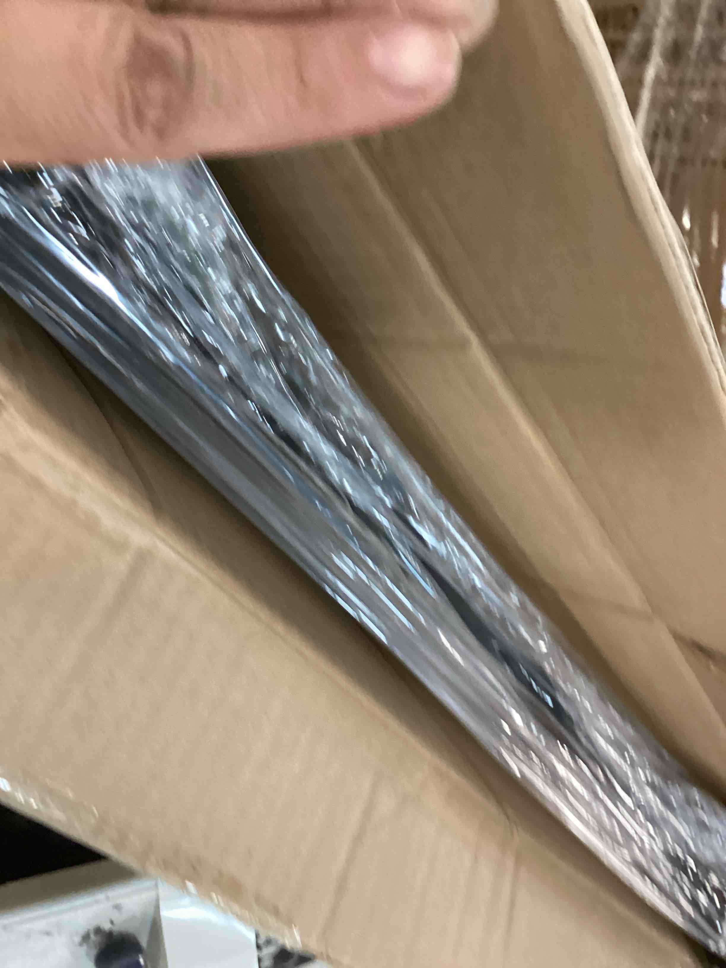 https://s3.amazonaws.com/lotting-images-prod/bidfta/BRN0009750_1723227920657.jpeg