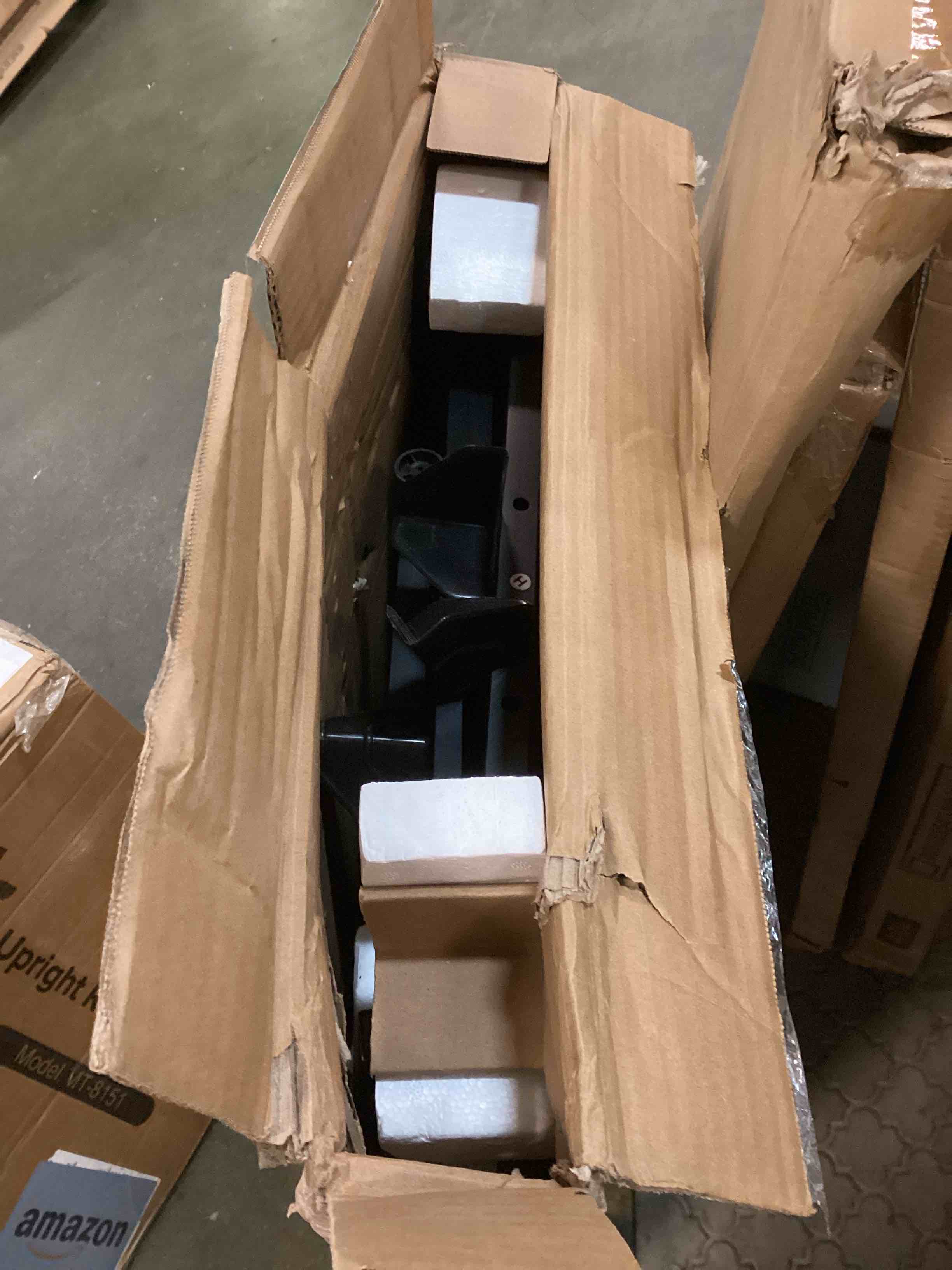 https://s3.amazonaws.com/lotting-images-prod/bidfta/BRN0012050_1725105590025.jpeg