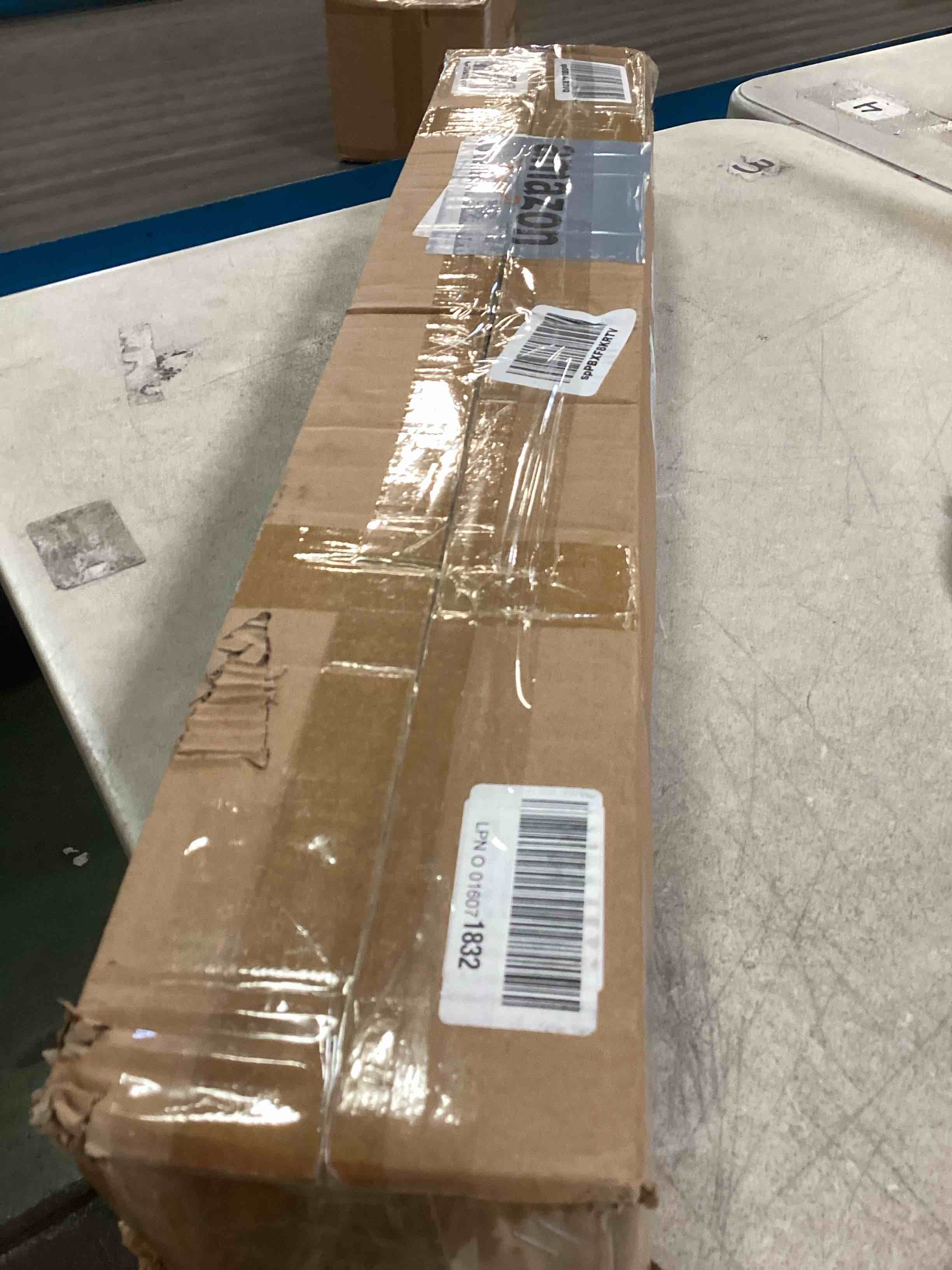 https://s3.amazonaws.com/lotting-images-prod/bidfta/BRN0013487_1724339500657.jpeg
