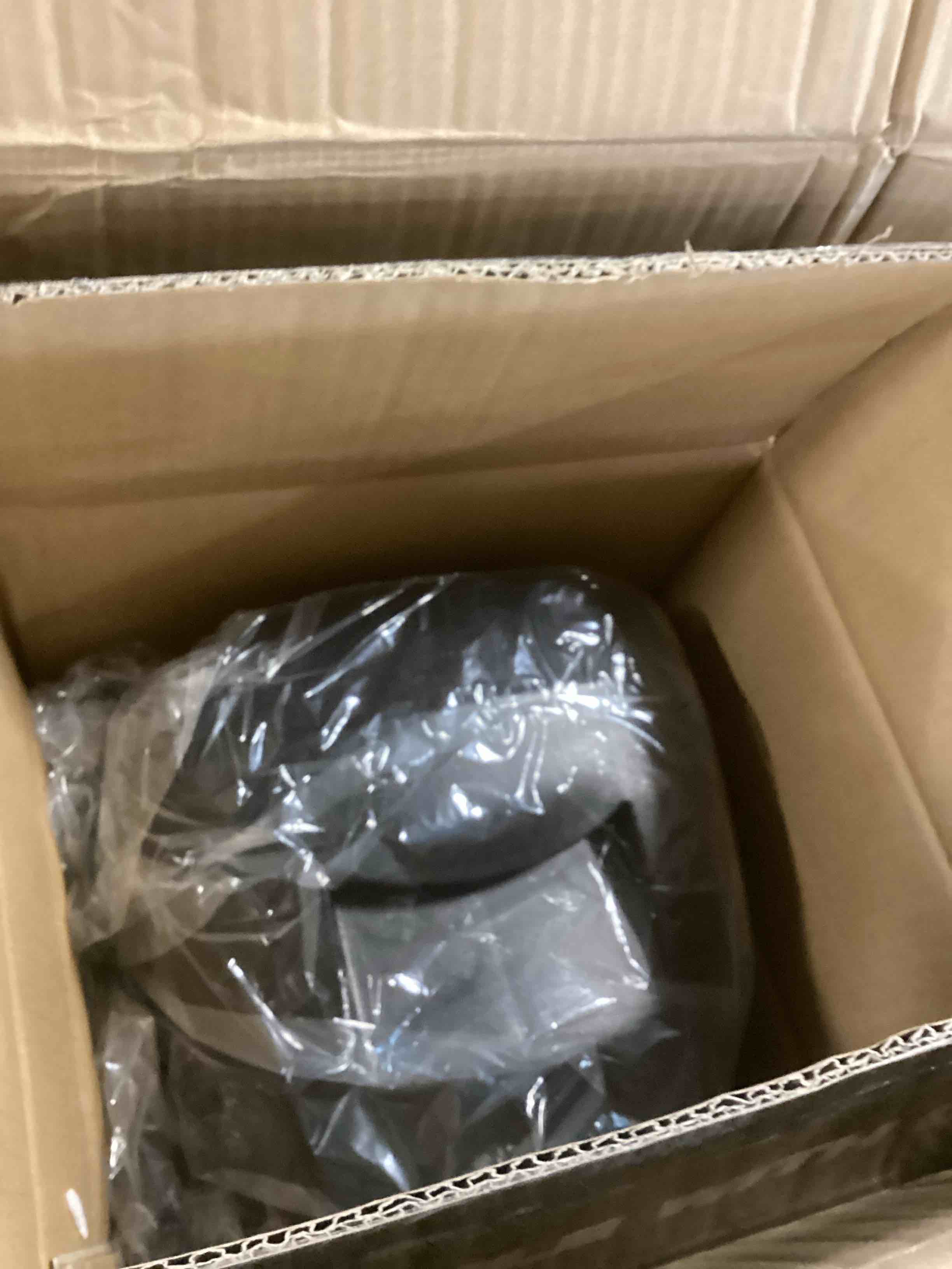 https://s3.amazonaws.com/lotting-images-prod/bidfta/BRN0014176_1724263420146.jpeg