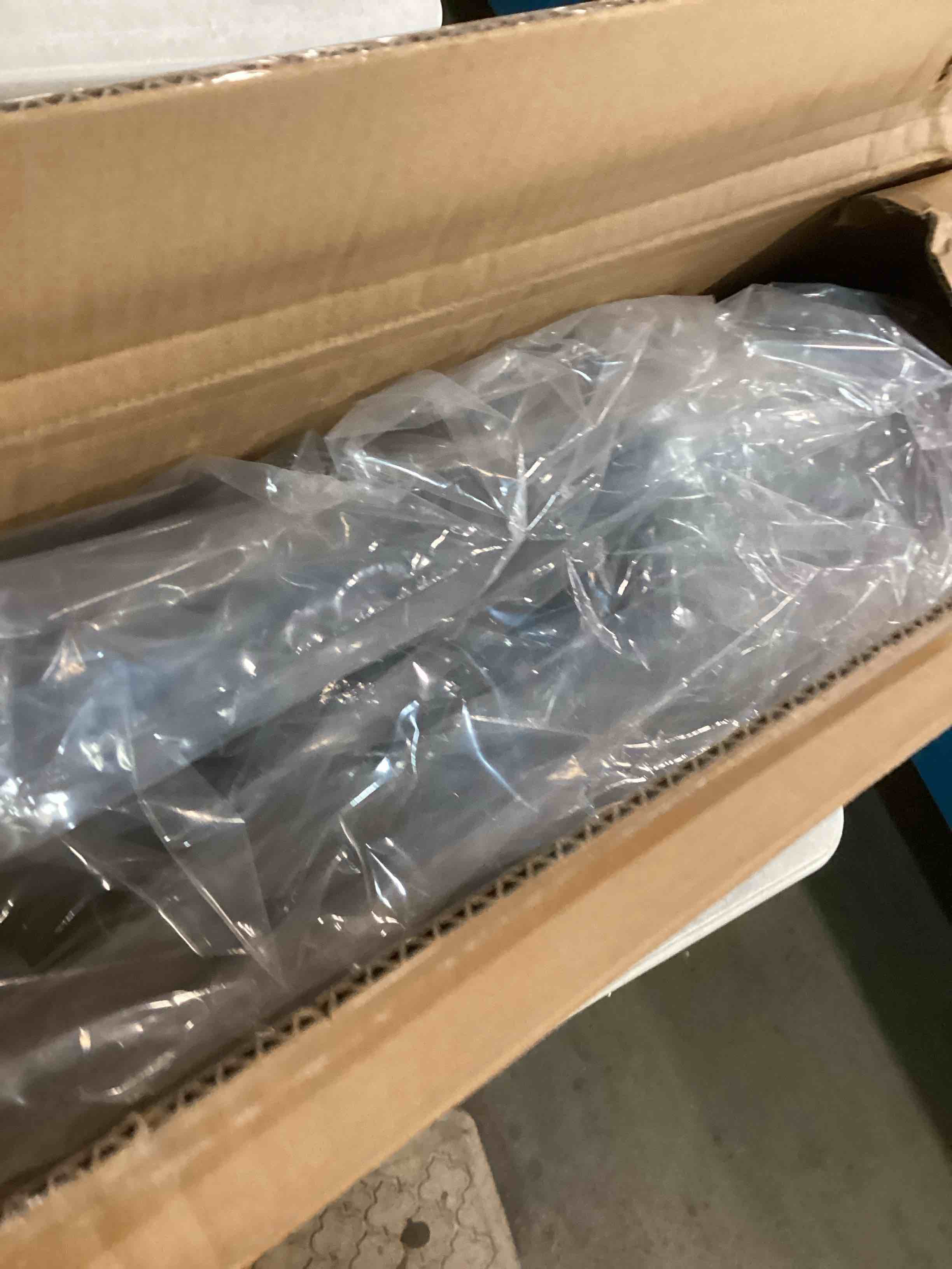 https://s3.amazonaws.com/lotting-images-prod/bidfta/BRN0014707_1724069794465.jpeg