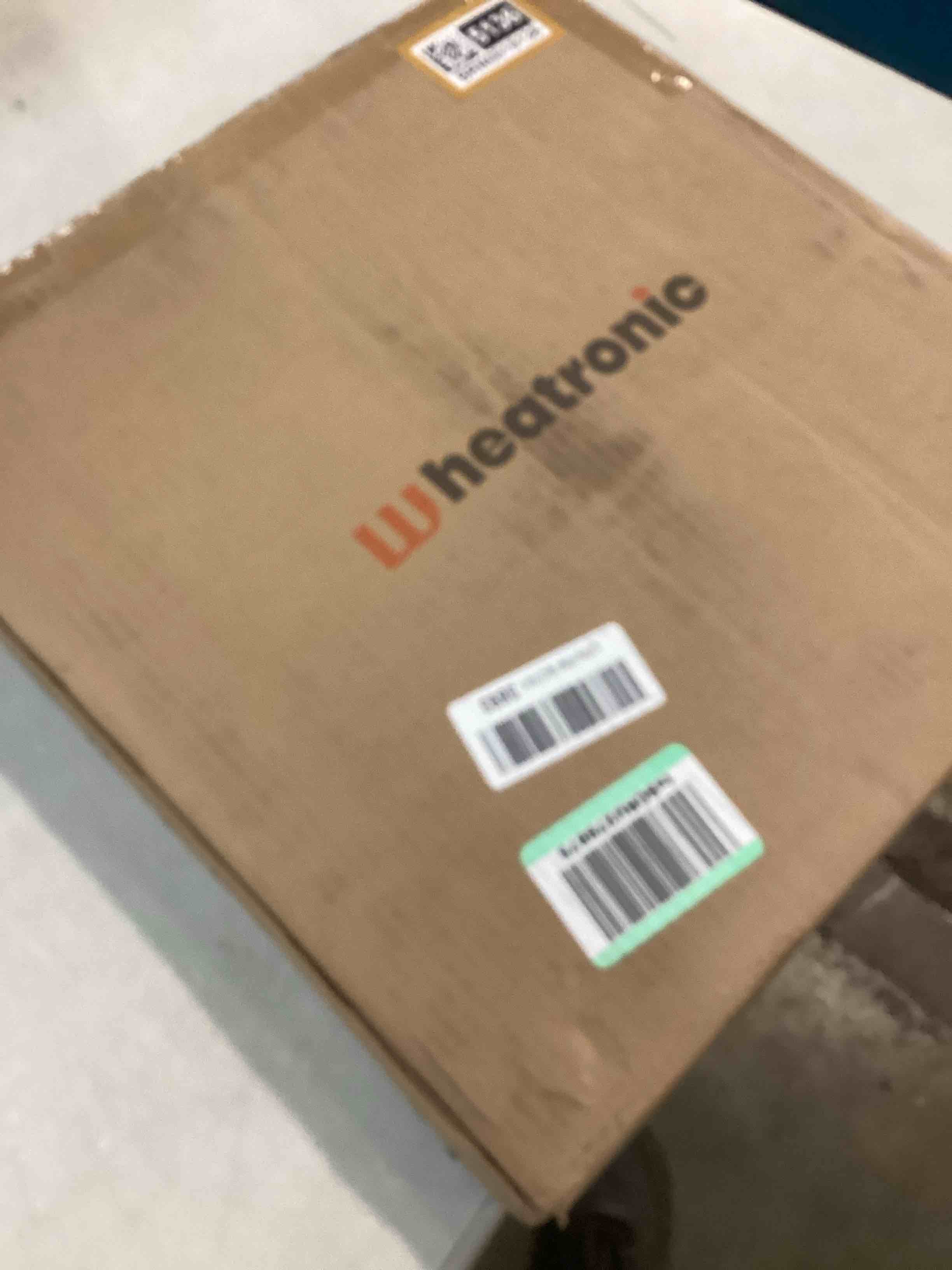 https://s3.amazonaws.com/lotting-images-prod/bidfta/BRN0015136_1723735808671.jpeg