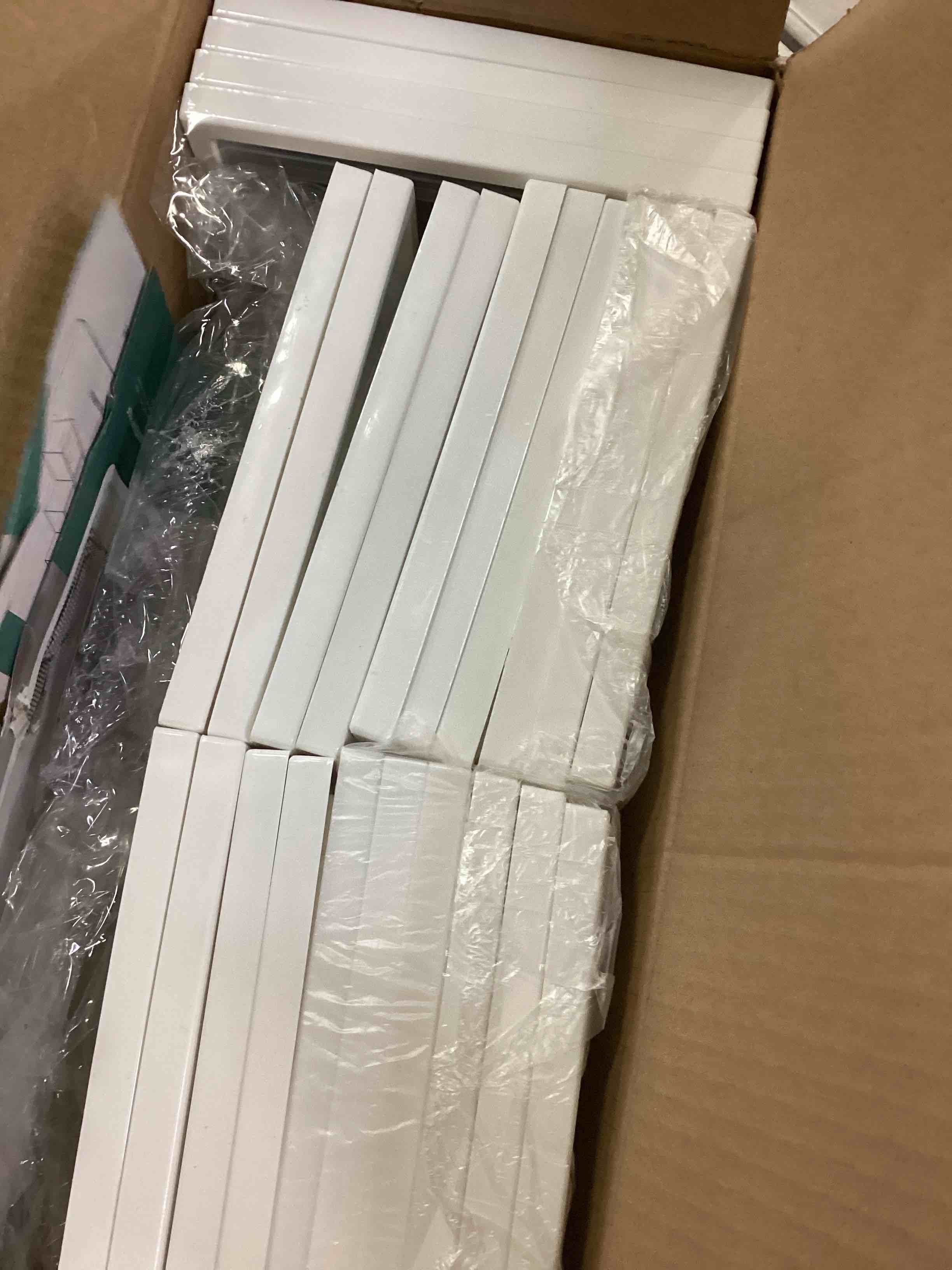 https://s3.amazonaws.com/lotting-images-prod/bidfta/BRN0015545_1723573401326.jpeg