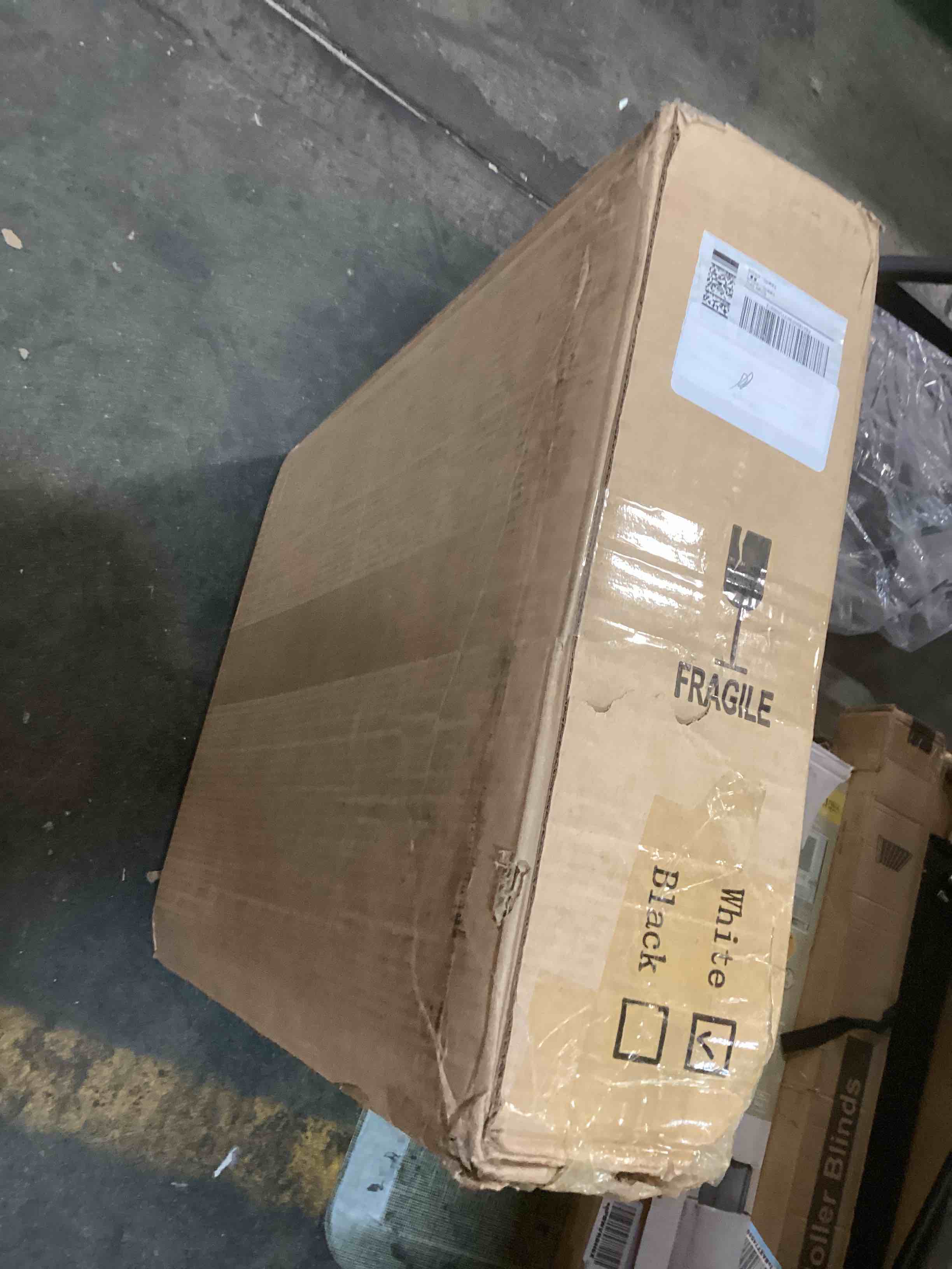 https://s3.amazonaws.com/lotting-images-prod/bidfta/BRN0021792_1724771754498.jpeg