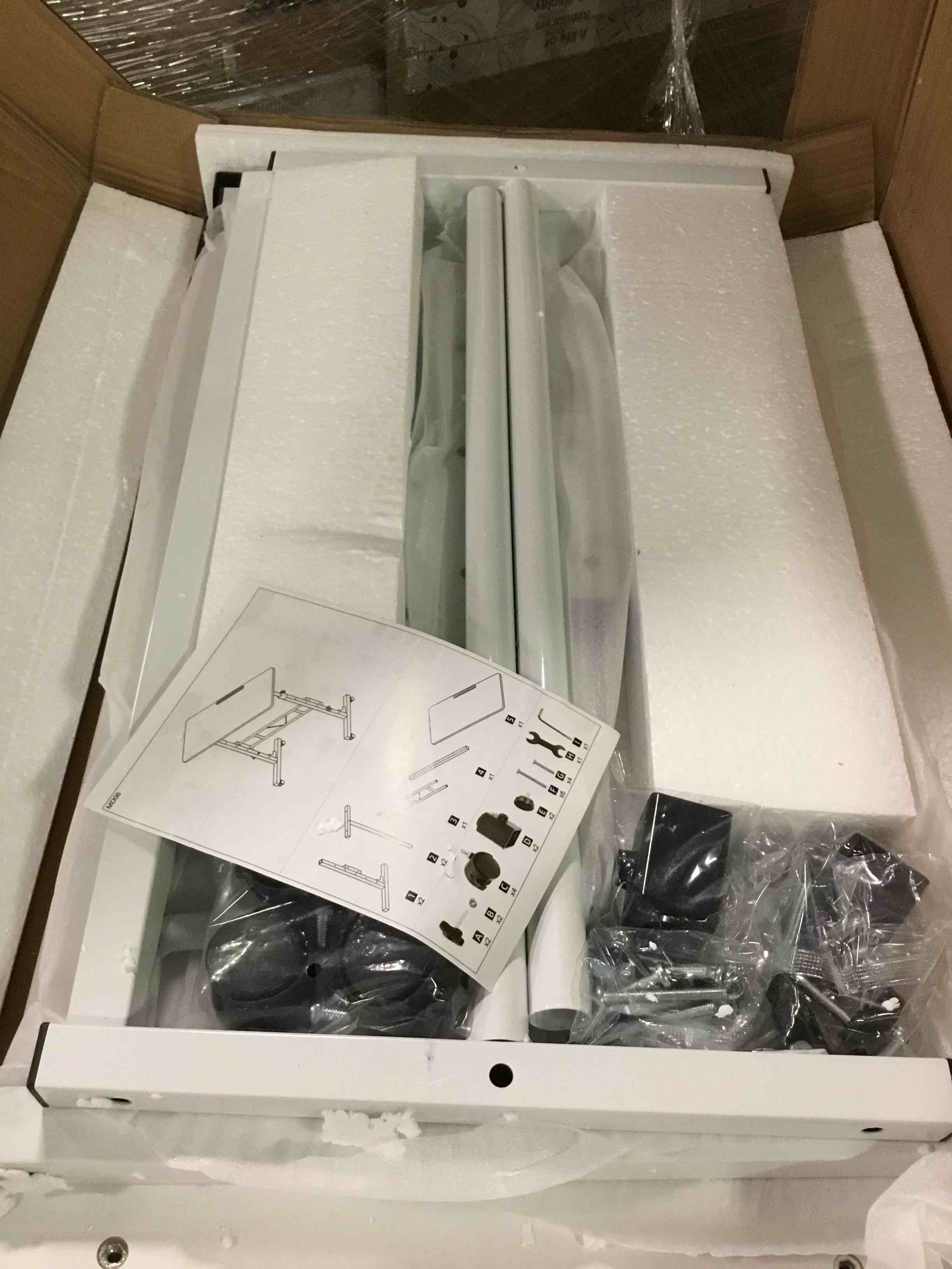 https://s3.amazonaws.com/lotting-images-prod/bidfta/BRN0023683_1723663187487.jpeg